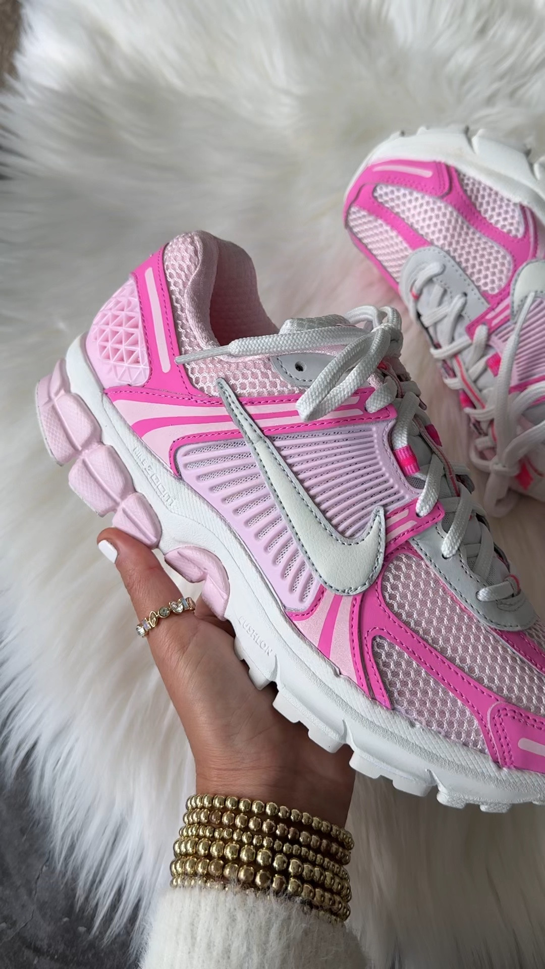 SALE ALERT 🚨 The Nike Zoom Vomero 5 is now $95 with code SUMMER (originally $170 🤍). 

These are one of my favorite everyday sneakers and come in so many colors. comfortable for all day wear and they run true to size. If you’ve been eyeing them, this is such a good deal.