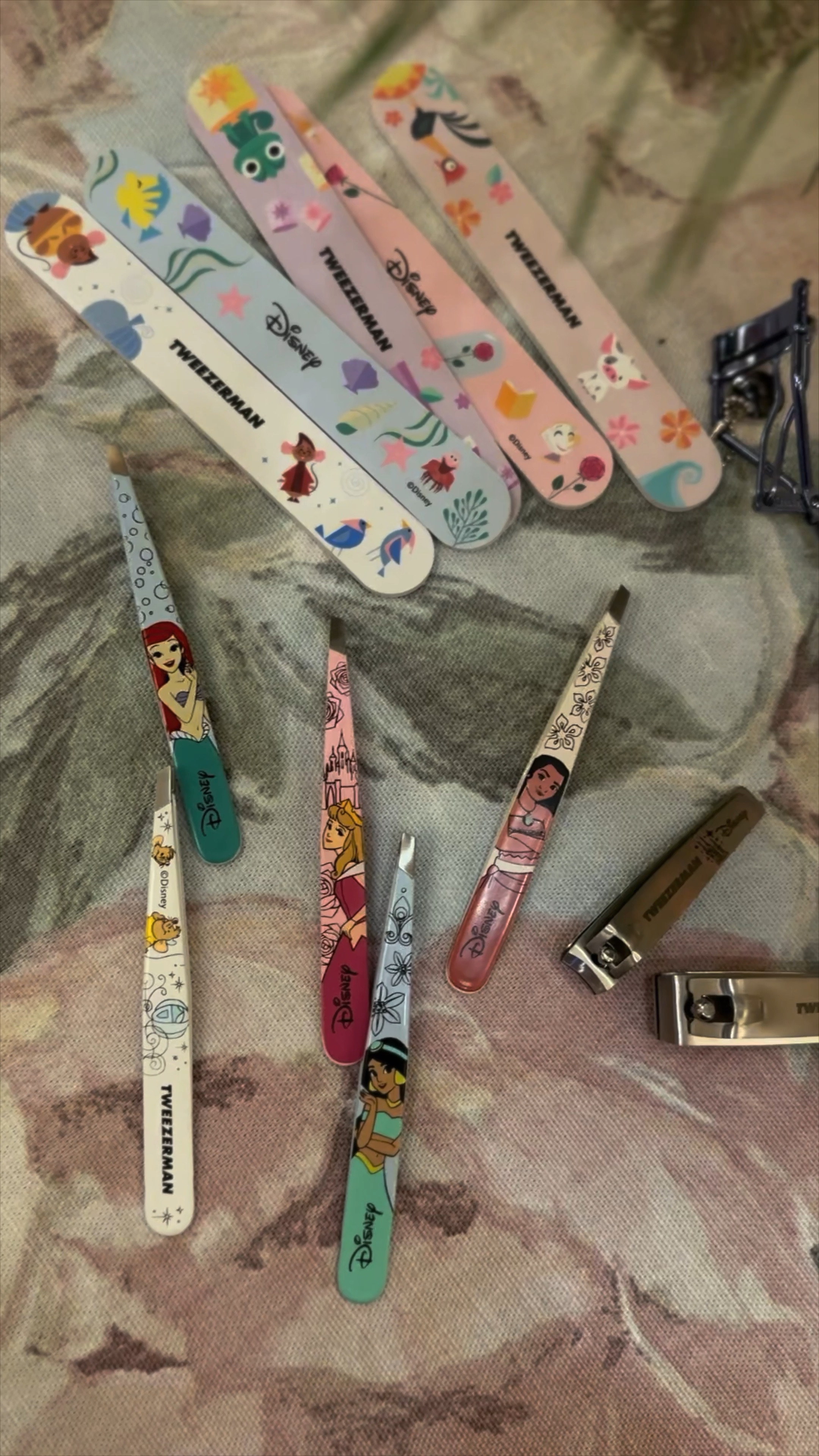 If you were looking for the perfect, last-minute Christmas gift idea or stocking stuffer for the beauty lover or Disney , the new Tweezerman x Disney collection is absolutely beautiful! Featuring Mickey and Minnie, and the Disney princesses on the best beauty tools on the market is a guaranteed hit! 

#LTKSeasonal #LTKHoliday #LTKGiftGuide