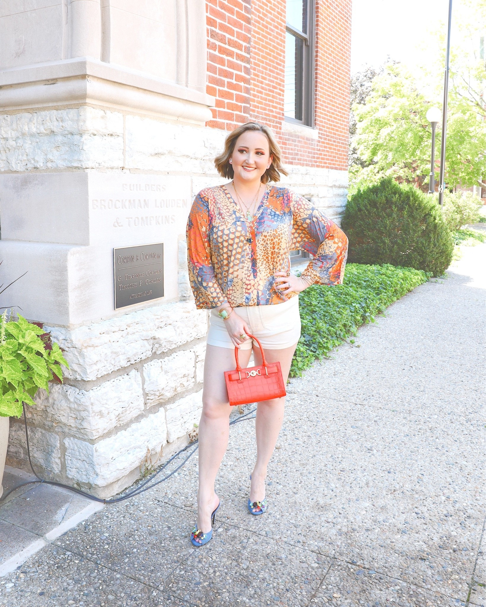 How cute and fun is the print on this top! 

#summerstyle #falltransition #nordstrom #dolceandgabbana #dolcegabbana #anthropologie #anthropologiestyle #myanthropologie #mules #colorfulstyle #colorfulfashion

#LTKootd #LTKSeasonal