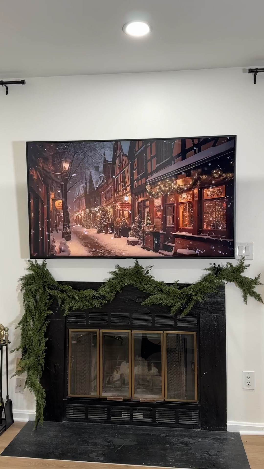 Obsessed with this gorgeous garland! If you're looking to elevate your home decor and add that touch of cozy charm, this is the piece you need. Trust me, it’ll make your space feel so warm and inviting!
Christmas Garland
Christmas Garland Amazon
Christmas 
Christmas Decor
Christmas Decorations
Living Room 
Living Room Decor
Living Room Inspo
Home
Home Decor
Homedecor
Homedecor Living Room
Homedecor on Budget

#LTKWatchNow #LTKHoliday #LTKHome