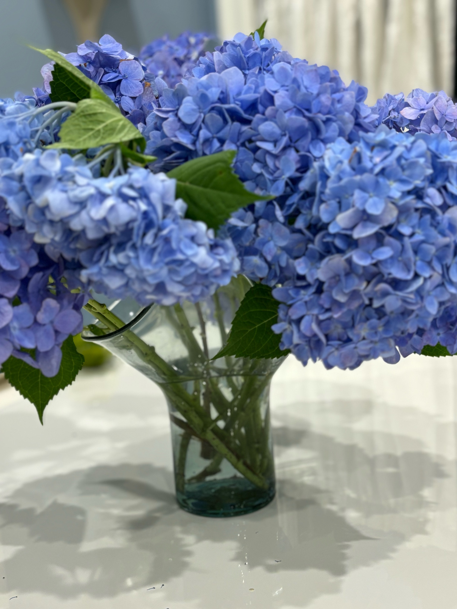 The prettiest hand-blown vessel from Half Past Seven + some sale highlights for #MDW. 