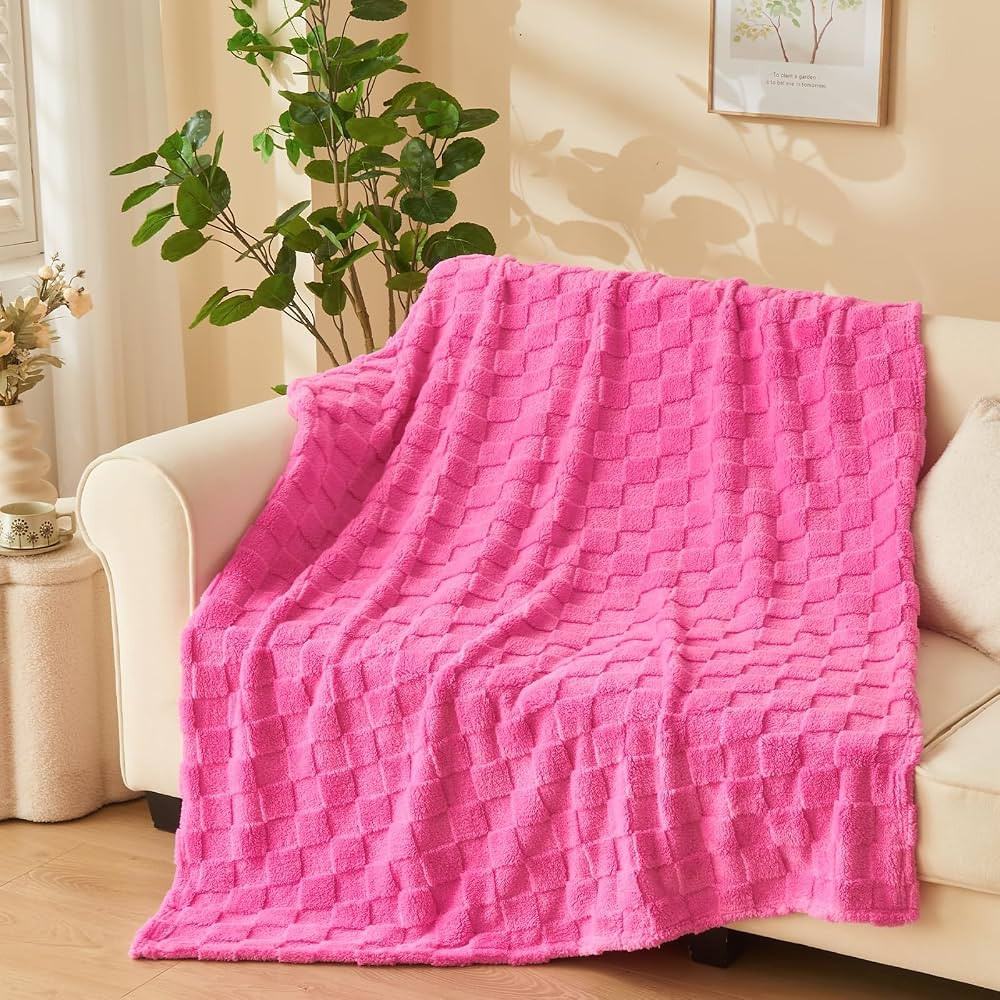 NEWCOSPLAY Super Soft Throw Blanket Hot Pink Premium Silky Flannel Fleece 3D Checkered Lightweigh... | Amazon (US)