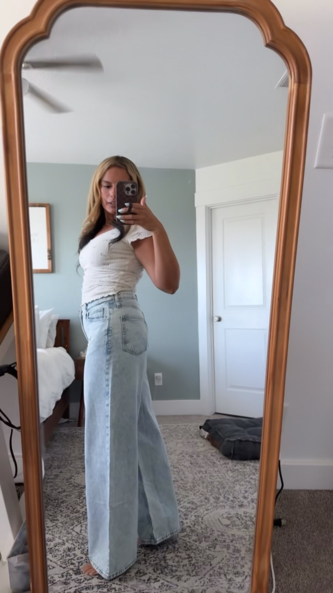 My new favorite jeans on sale!

#LTKgrwm #LTKootd #LTKmomlife