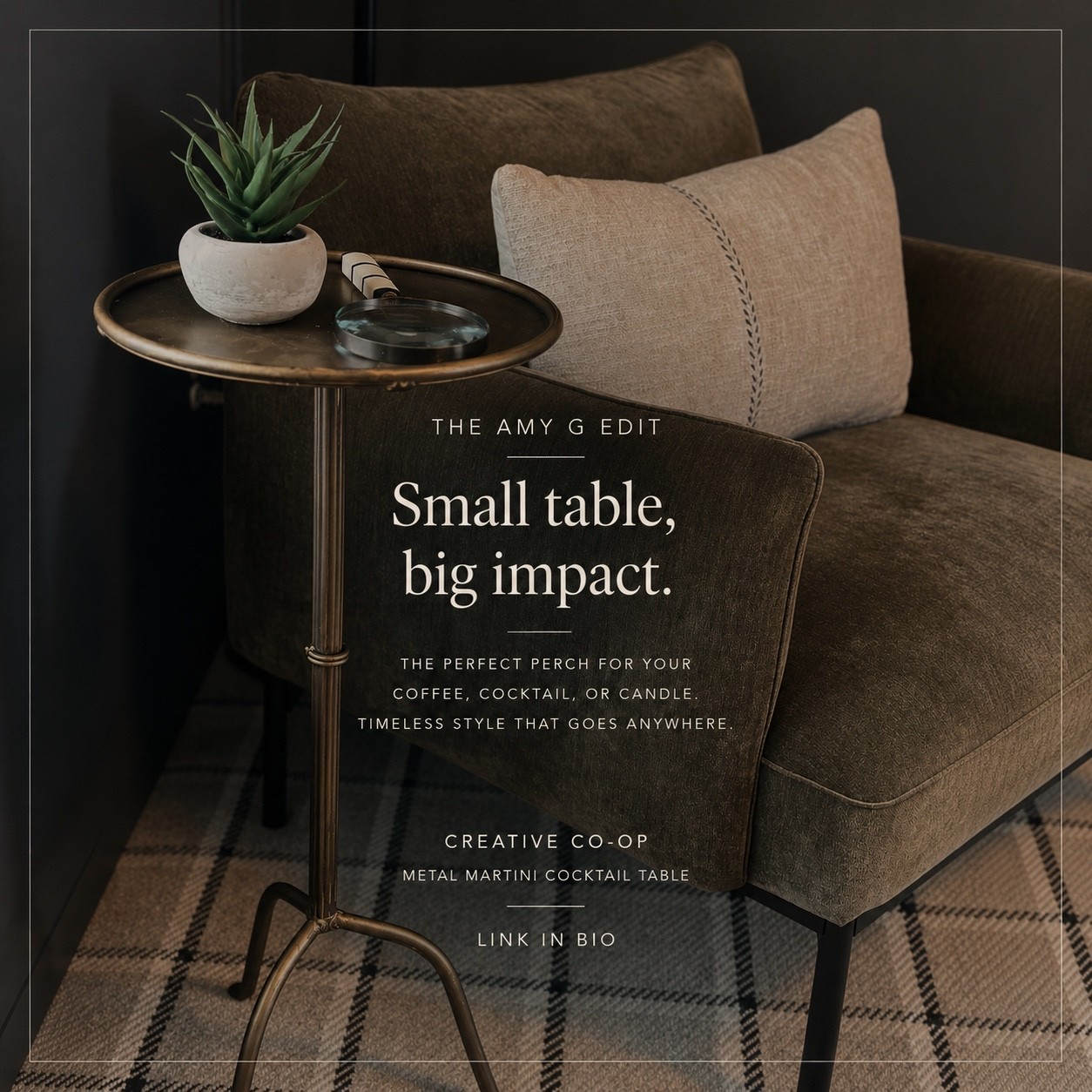 One of my favorite tables to use for my clients. Small but makes the perfect statement.