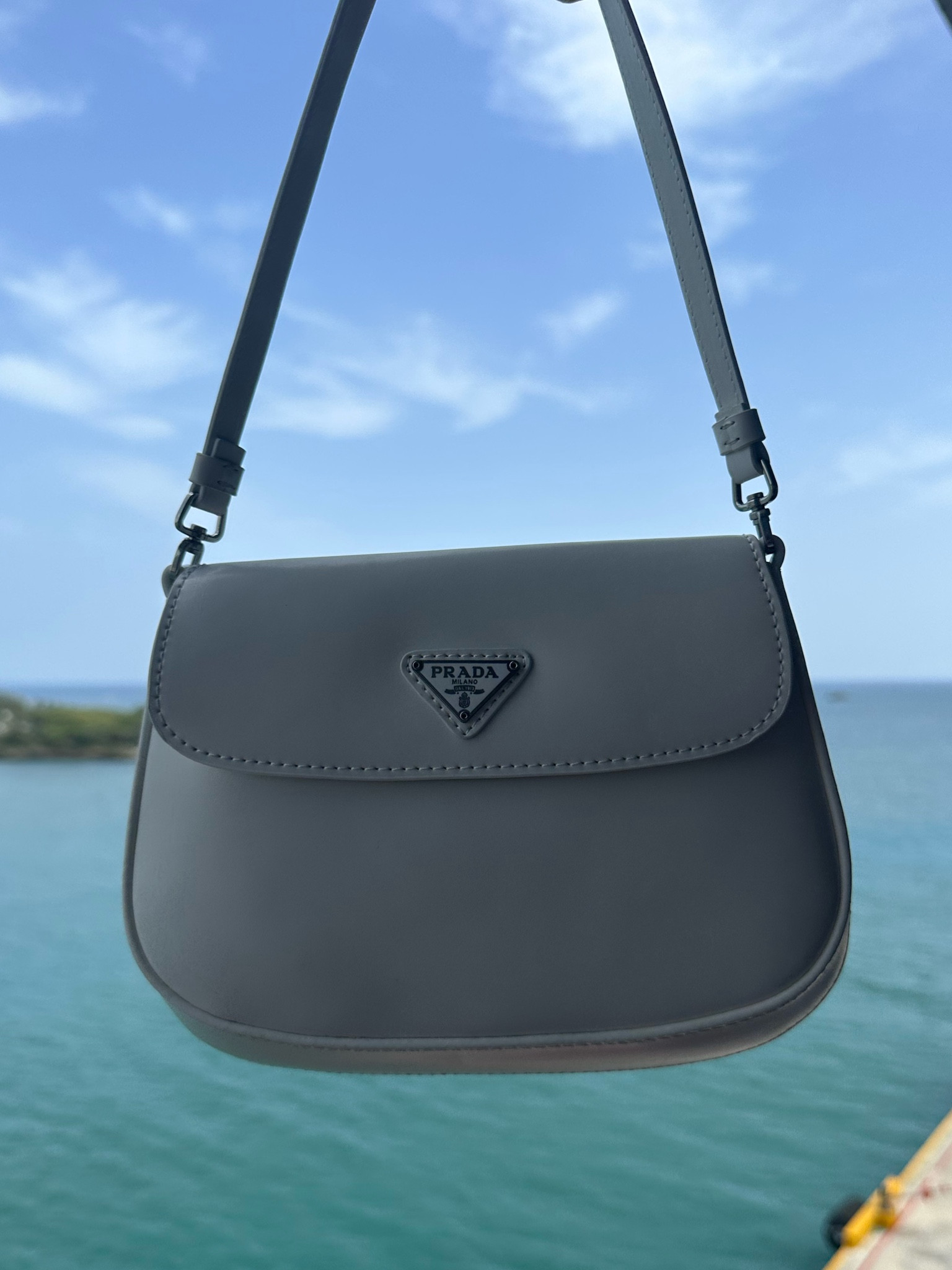 Loving this fence find!