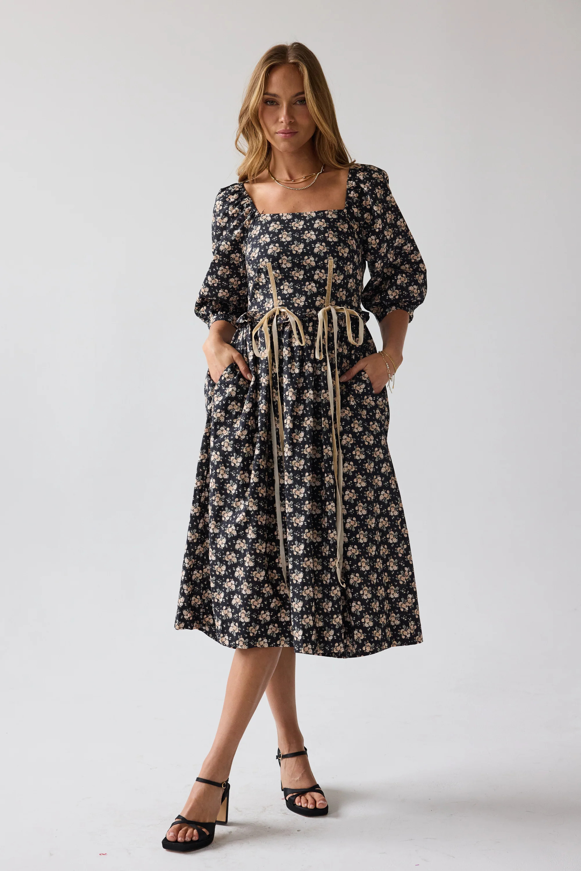 Gloria Floral Midi Dress in Black | Böhme US