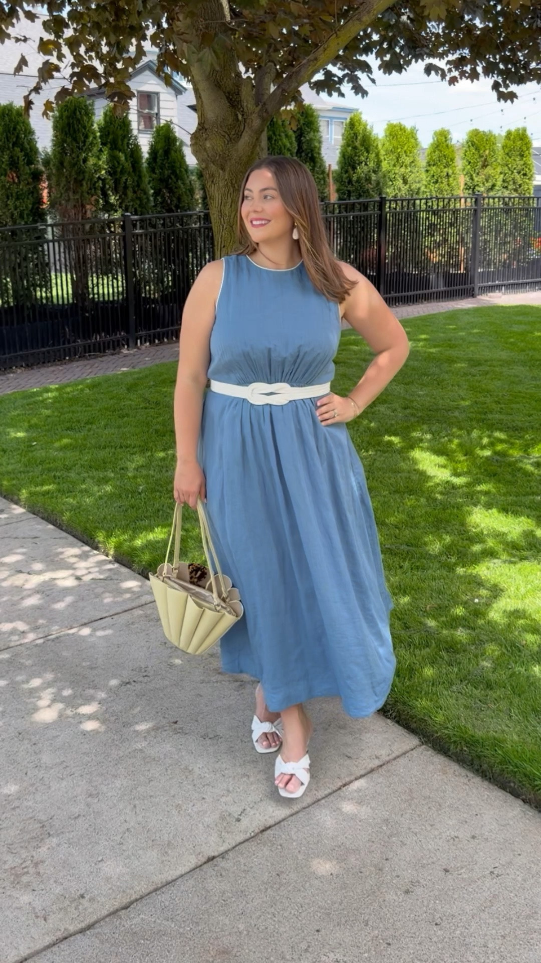 Wearing size XXL in dress - lip is shade Palpitante

#LTKootd #LTKMidsize #LTKSeasonal