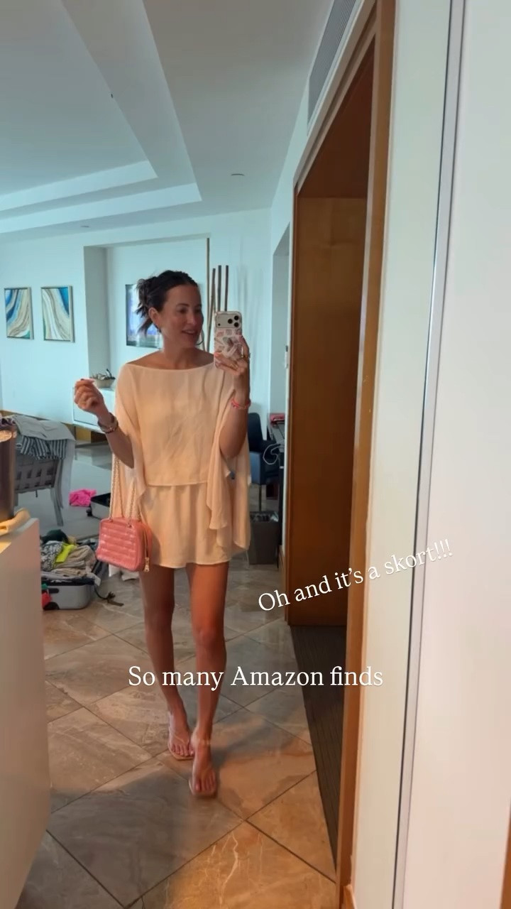 So many Amazon finds Oh and it’s a skort!!!