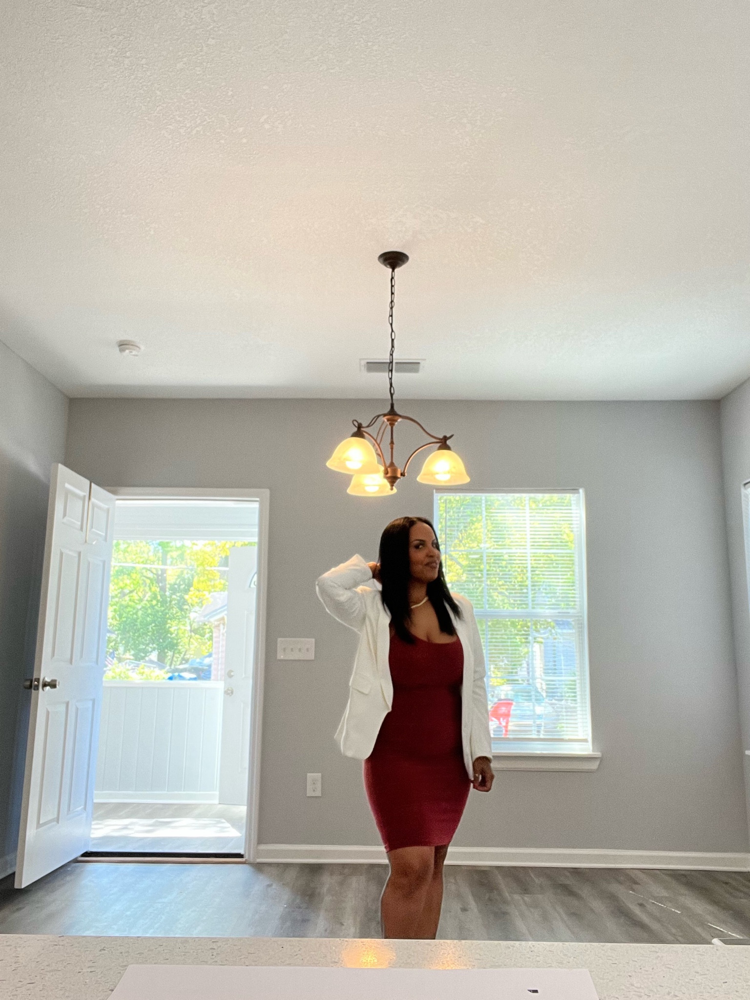 Super casual, work outfit! Love the fit!!!

#dresses #ivoryblazer


#LTKunder50 #LTKstyletip #LTKFind