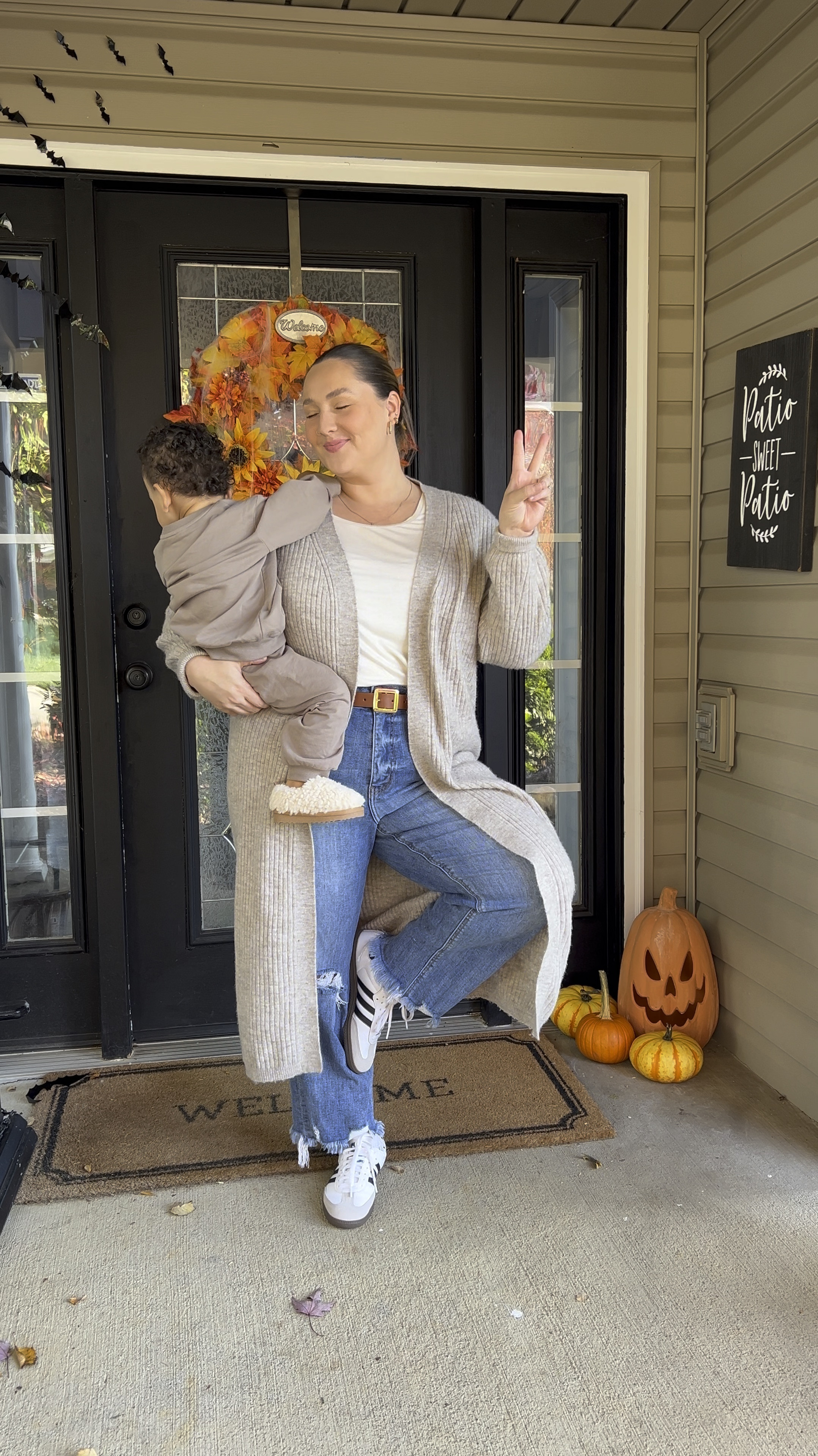 Errands OOTD with my toddler 🤌🏼✨

#LTKMidsize #LTKBaby #LTKSeasonal