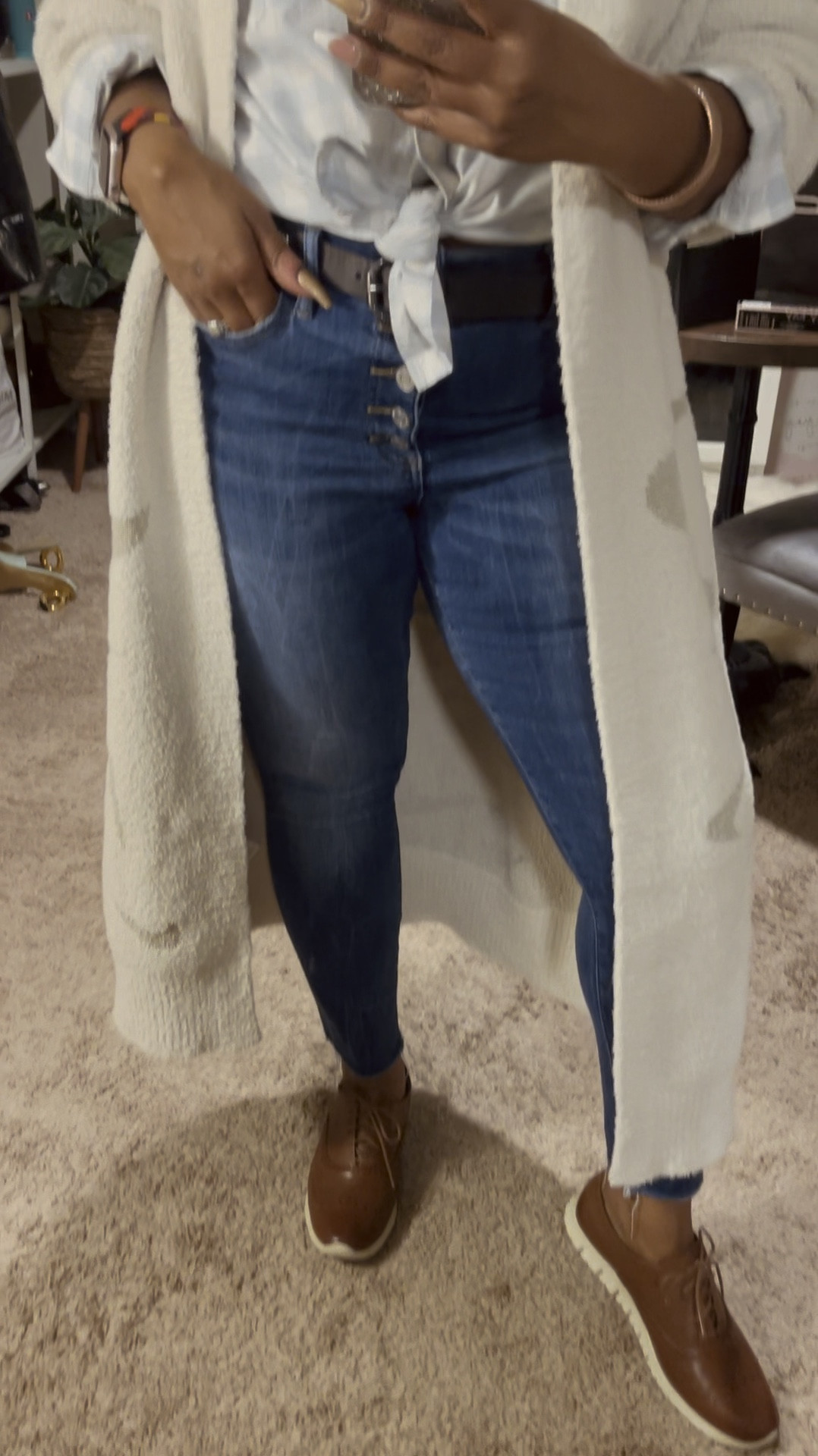 Hooded cardigan and leather Oxfords Casual day out for shopping and lunch


#LTKSaleAlert #LTKWatchNow #LTKActive