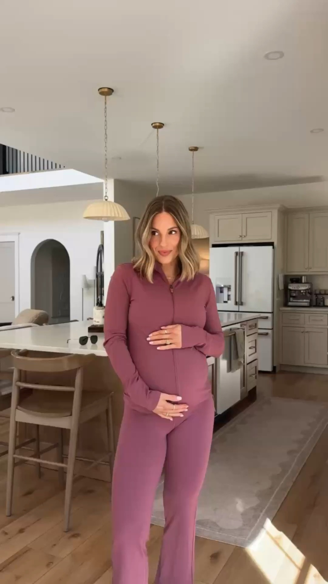 The bump is bumpin in this super soft set from Old Navy 😍 

Wearing a size small top and medium-long pants

#oldnavy #momlife #activewear #maternity #bumpfashion

#LTKBump #LTKActive #LTKdayinmylife