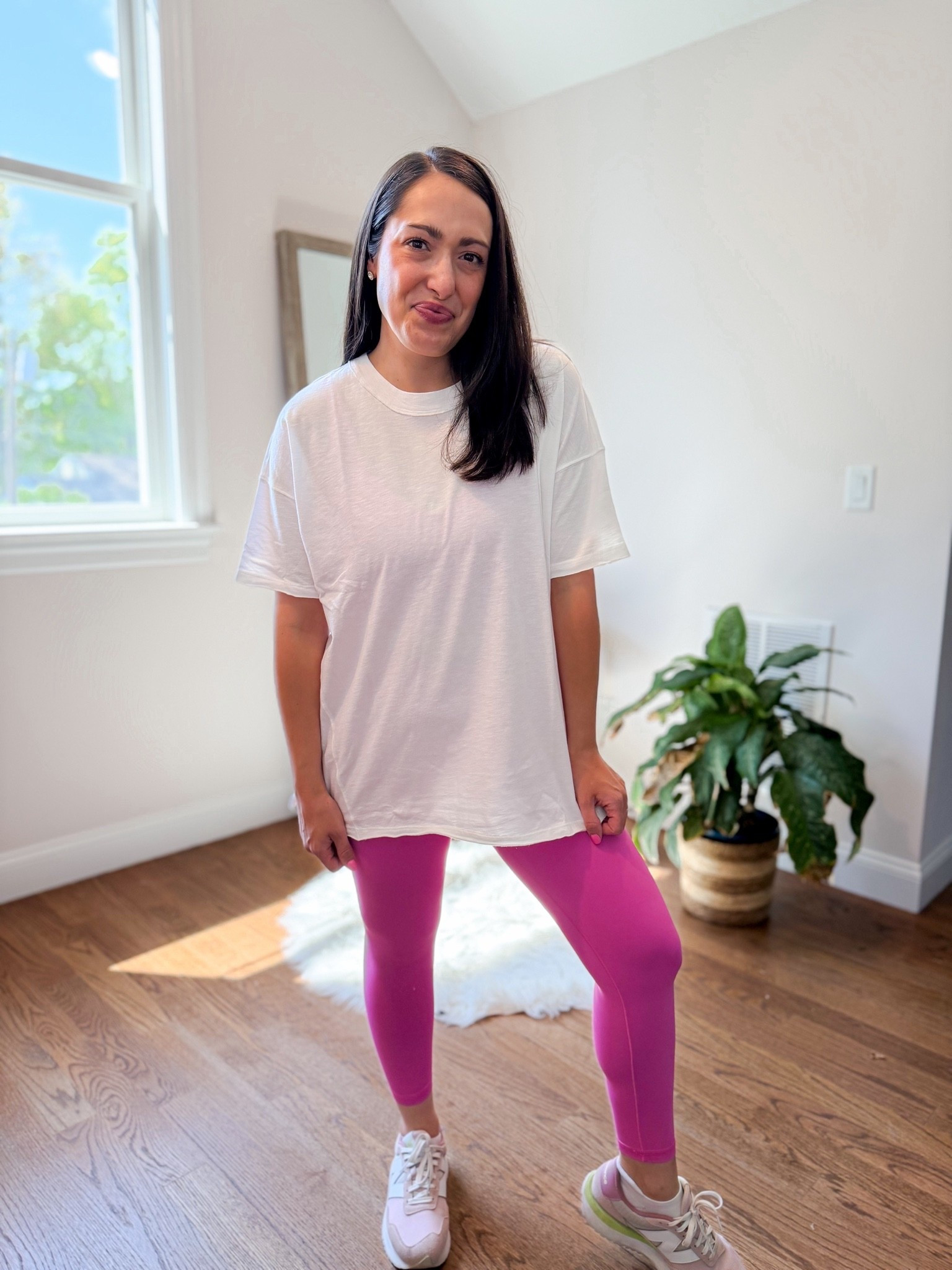 Aerie activewear
Tee: small
Sports bra: medium
Leggings: medium short

#LTKActive #LTKmomlife #LTKPetite
