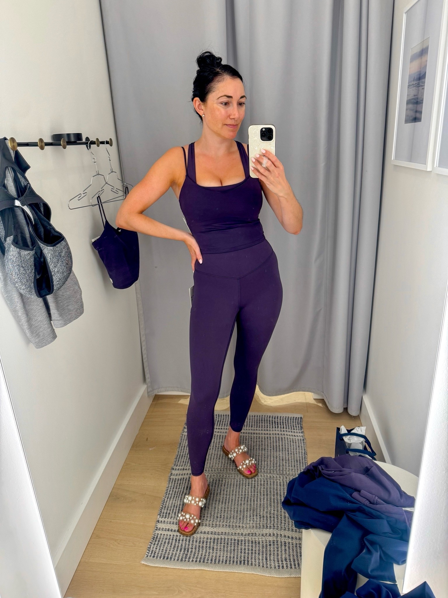 Tried out this workout set from Vuori and love it! It’s so comfy and such a pretty shade of dark purple 💜

Wearing size medium in top & bra 
Wearing size small in leggings

#LTKActive #LTKfitnessgoals #LTKselfcare