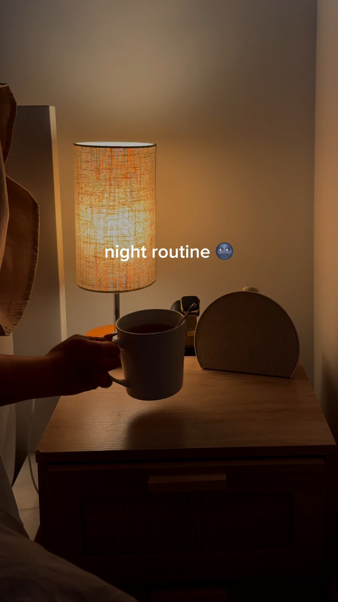 my nighttime routine vs my morning routine with @hatchforsleep 😂❤️ #hatchpartner #hatchforsleep