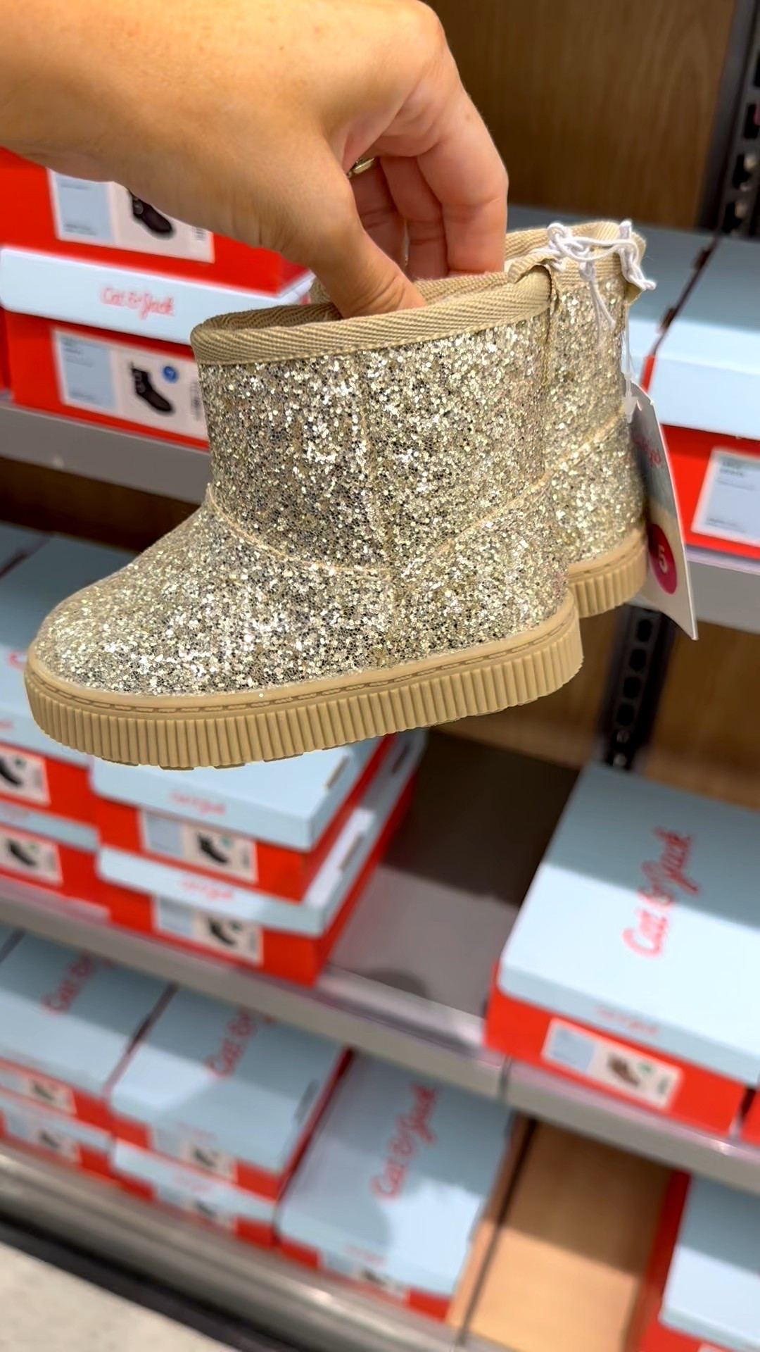 Toddle Boots 

#LTKShoeCrush #LTKFamily #LTKKids