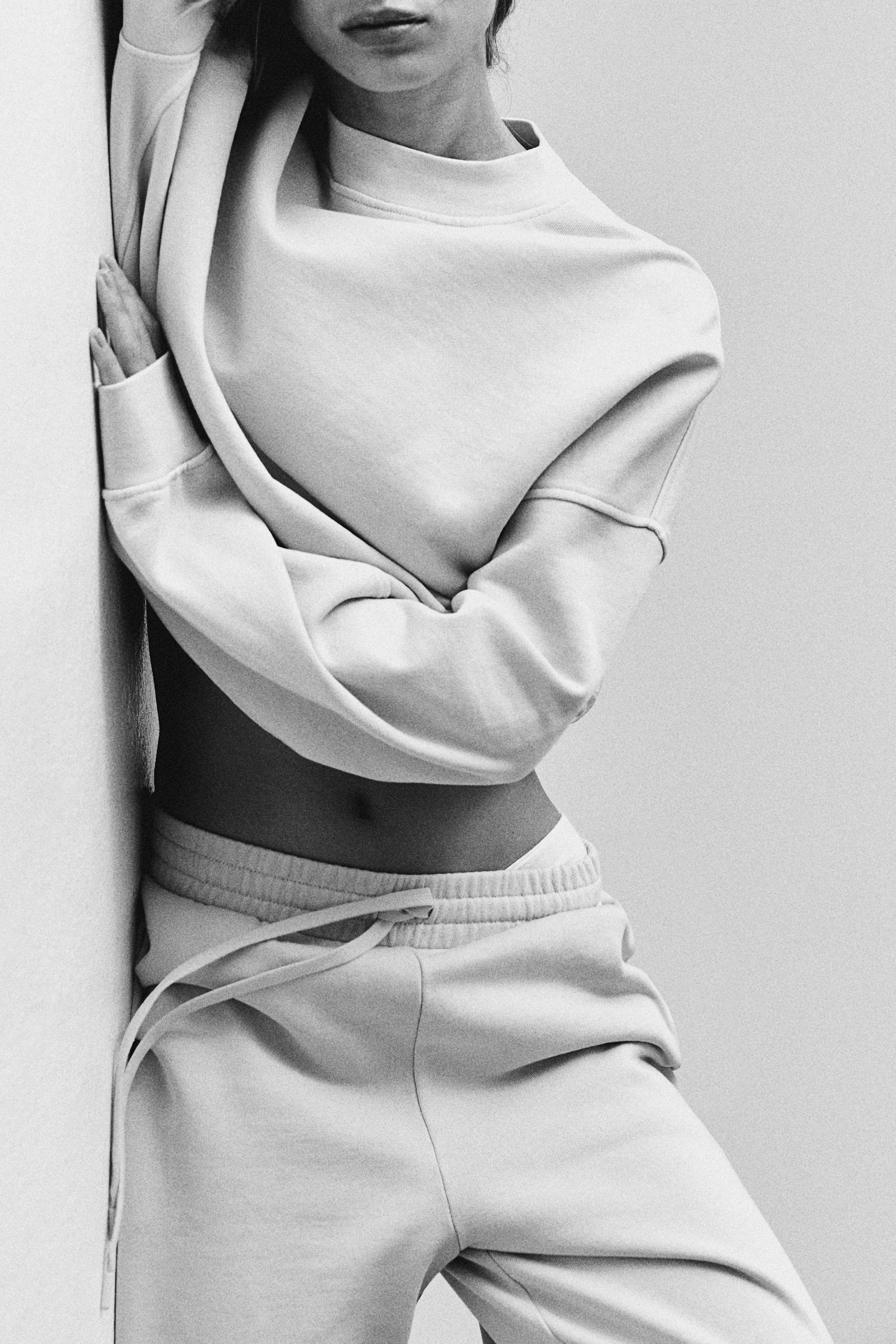 Washed-Look Sweatshirt | H&M (US + CA)