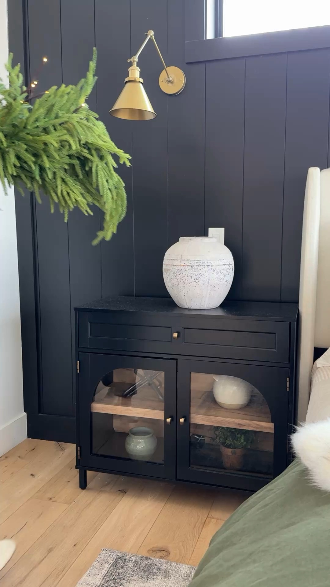 Bringing holiday coziness to the bedroom. The @Wayfair Zuma White Upholstered Bed and Loloi Navy/Sand Rug create the dreamiest foundation for this festive space. Added the Evergreen Linen Duvet Set and Faux Fur Blanket for warmth, while the Black & Wood Vick Nightstand and Woven Black Leather Bench bring in sleek, contrasting style. Layered with a realistic Faux Pine Garland for that holiday charm. #OnlyAtWayfair #Wayfair #WayfairPartner


#LTKHome #LTKHoliday #LTKSaleAlert