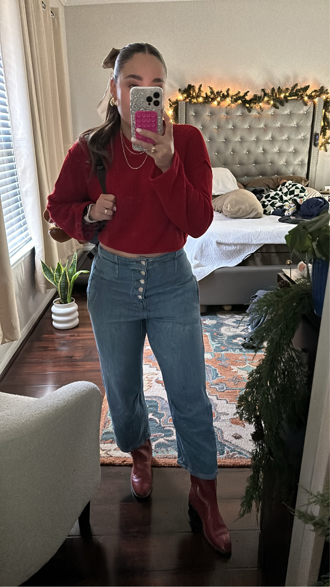 On the go momming outfit of the day 
Sweater: medium 
Pants: 26

#LTKtravel #LTKU #LTKstyletip