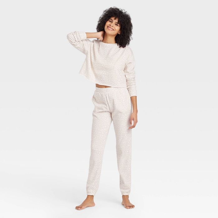 Target/Women/Women's Clothing/Pajamas & Loungewear/Pajama Bottoms‎Women's Leopard Print Fleece ... | Target