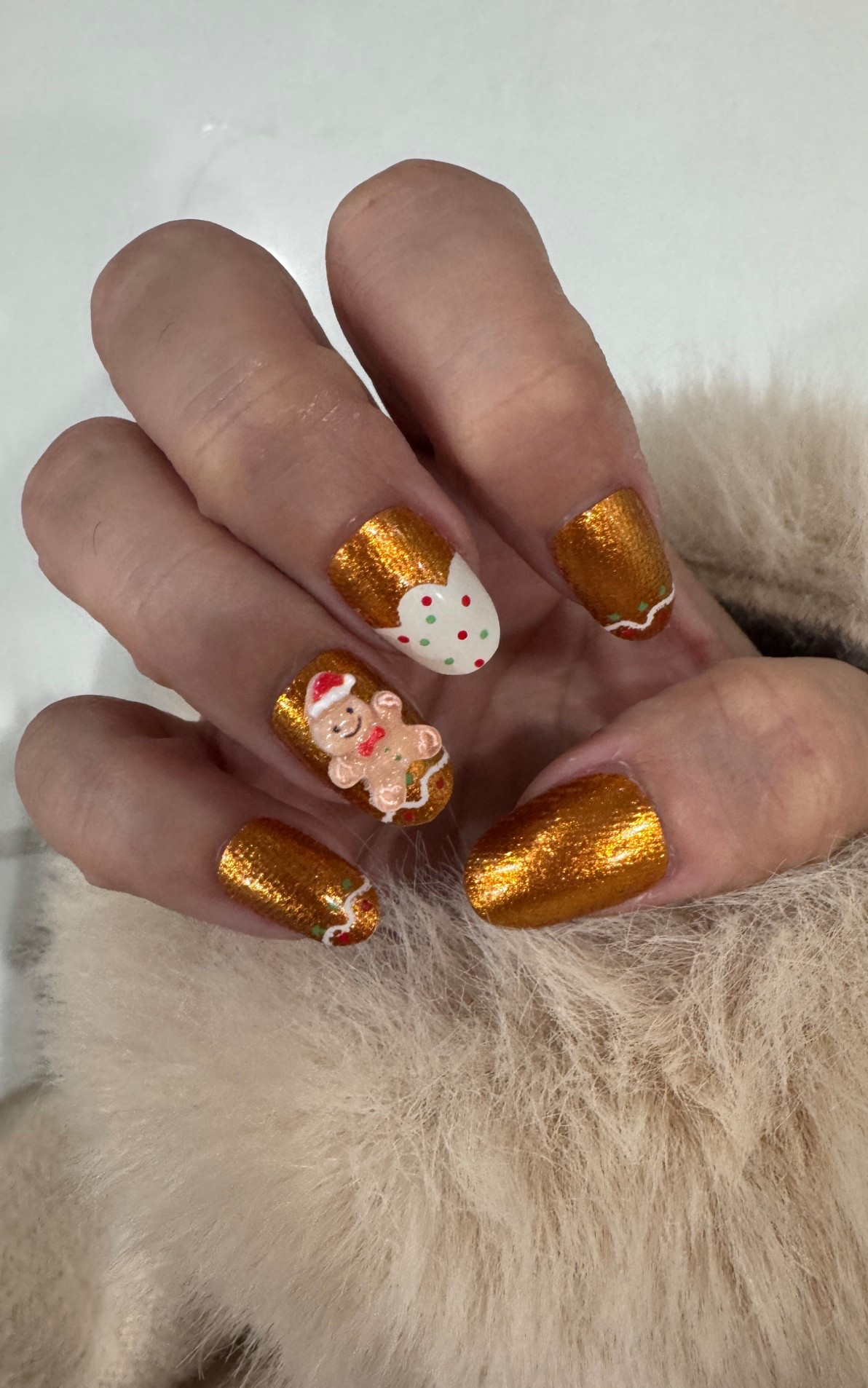 Christmas Nails 💅🏻


#LTKGiftGuide #LTKBeauty #LTKHoliday