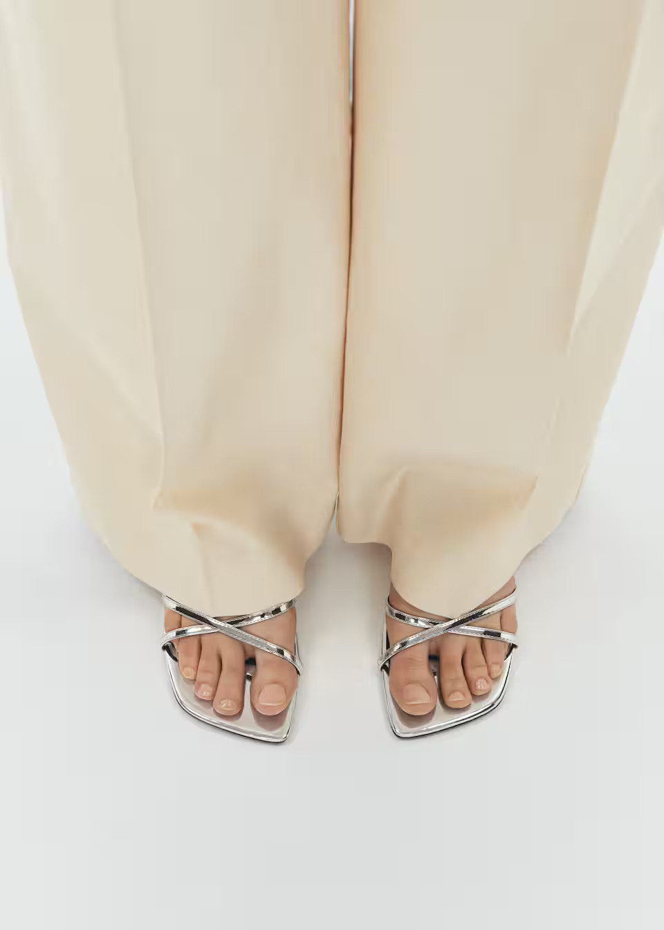 Metallic strap sandals | Mango Canada