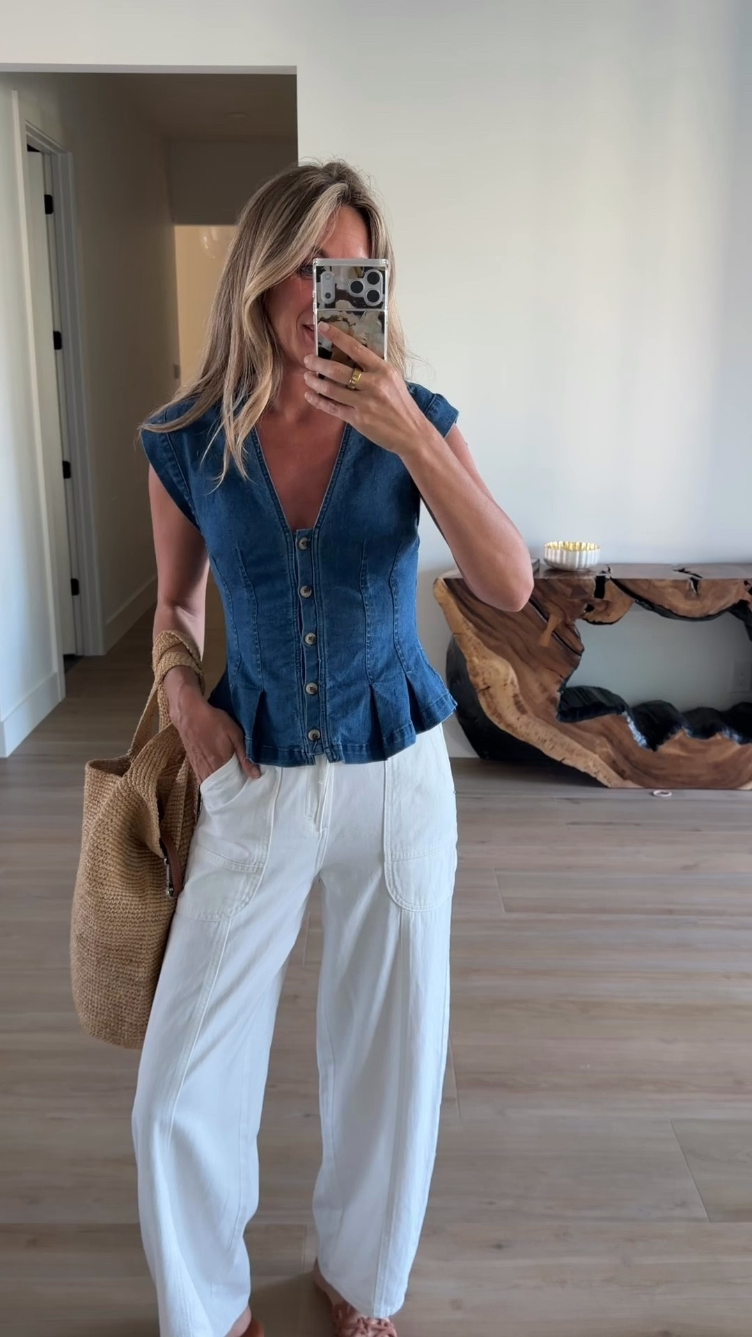 Deep denim vneck vest 

#LTKFestival #LTKmomlife #LTKootd