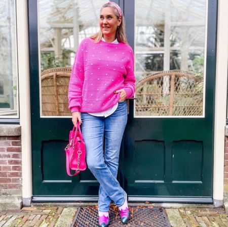 Pink polka dot sweater fits oversized. Straight jeans made from recycled plastic bottles and fits tts. I am wearing a size EU40 in 36” length. 



#LTKeurope #LTKcurves #LTKstyletip