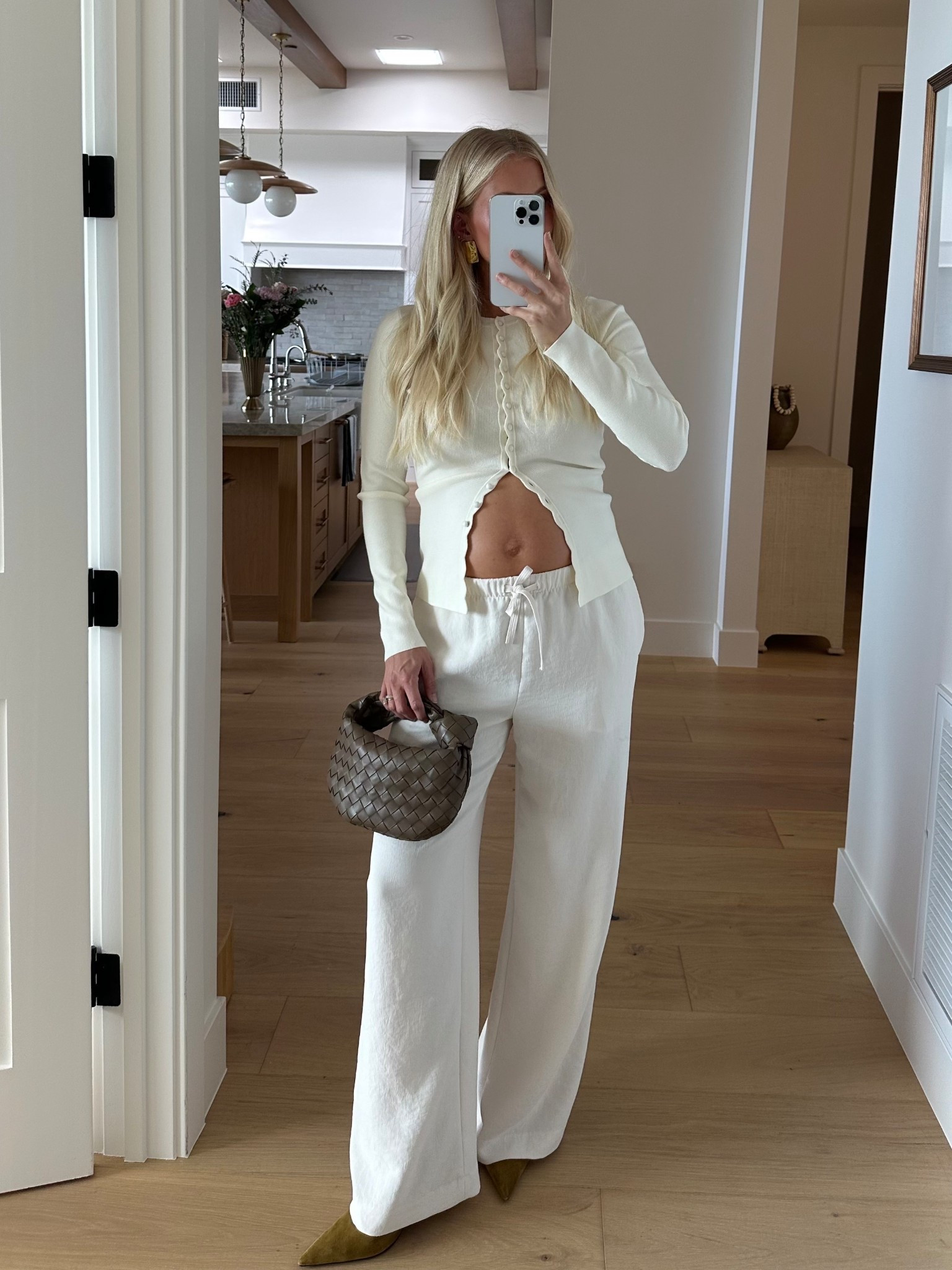 Wearing a medium in cardigan (light birch), small reg in pants (light birch), shoes run tts (linked similar)! #kathleenpost

Spring transition outfit, errands outfit, school drop off, school pick up, airport outfit, lunch date outfit, chic but comfy look, bump friendly, maternity, viral Aritzia pant, lodge pants

#LTKSeasonal #LTKootd #LTKBump

#LTKdayinmylife