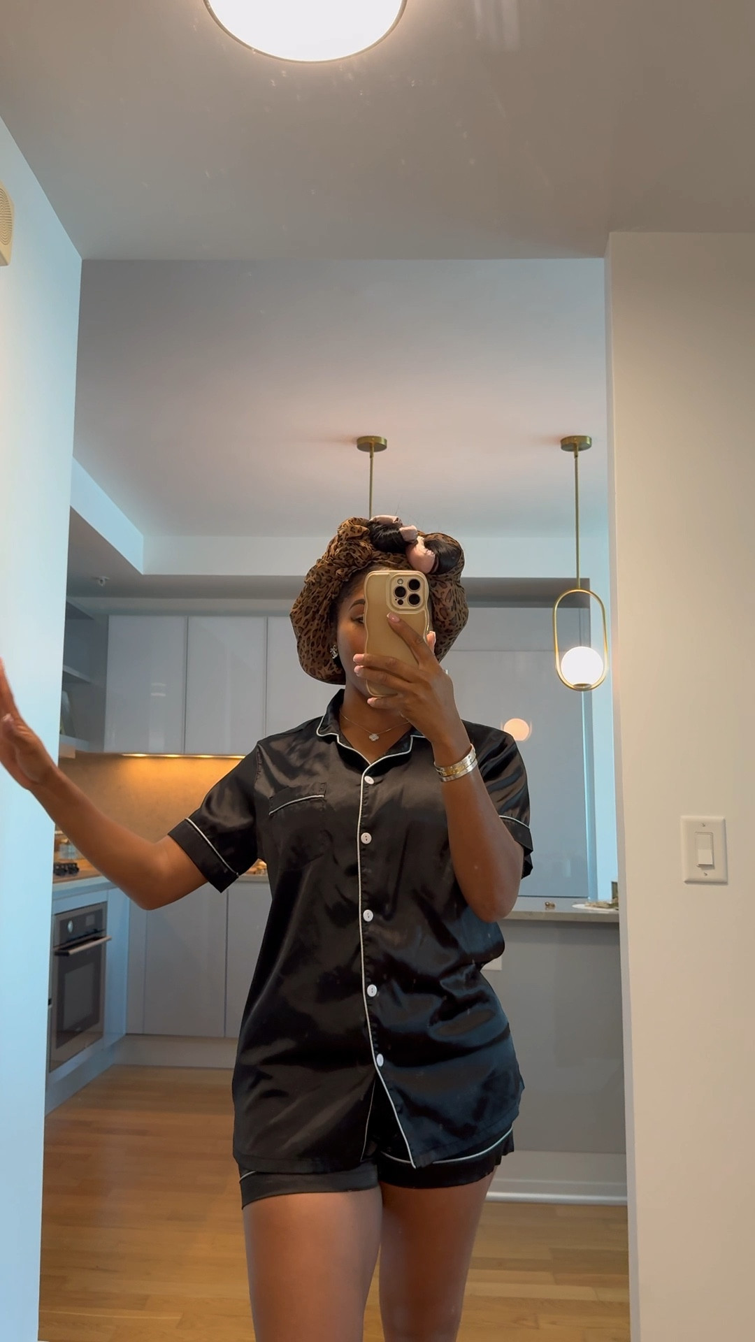 One thing about me, I love comfy pajamas in the house, that is an absolute must in any season 

#LTKHome #LTKHoliday #LTKdayinmylife