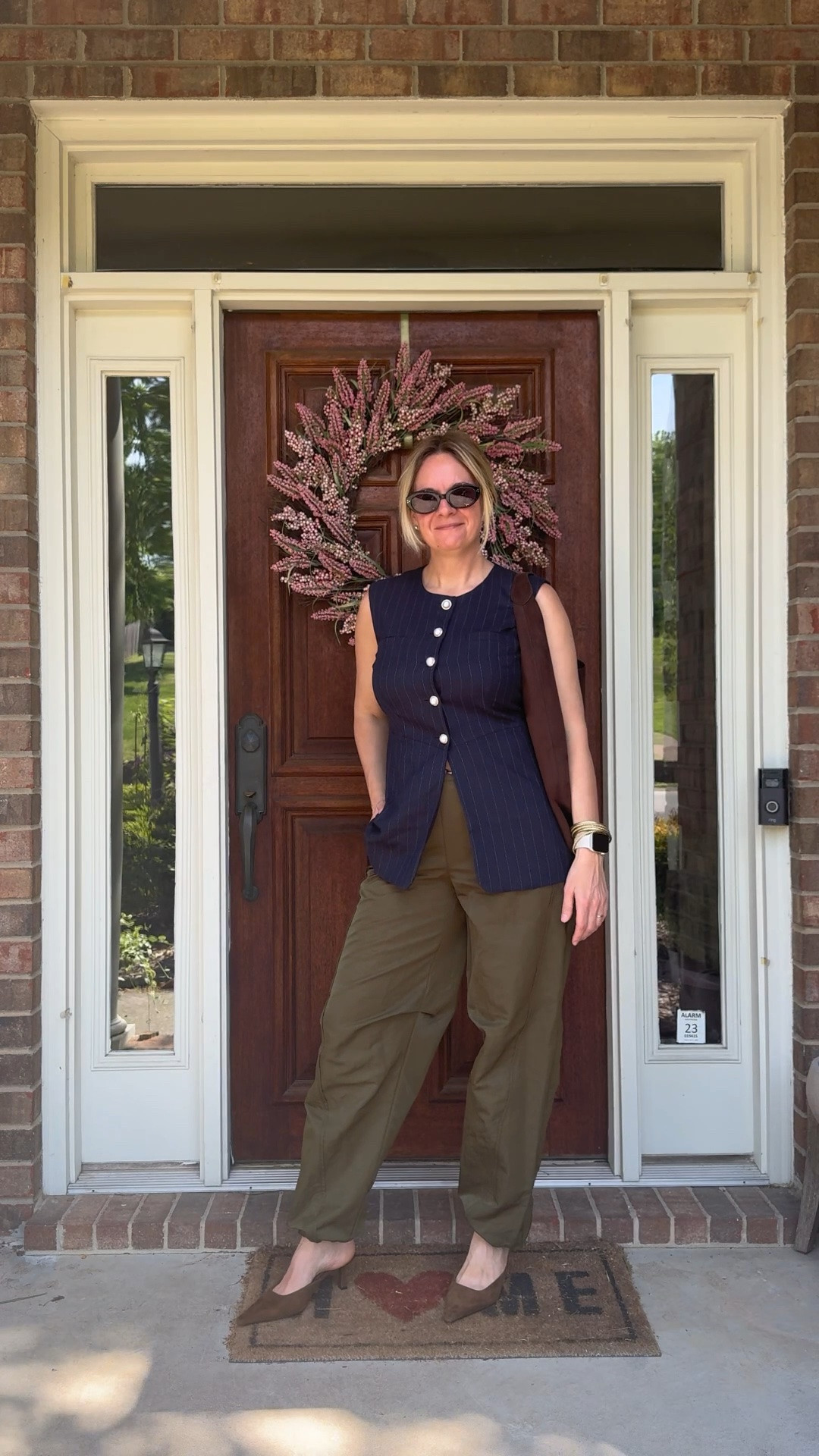 Same pants. Completely different energy. That’s the power of a versatile piece — it’s not about having more clothes, it’s about seeing what you already own differently.

Both looks are from my own closet and most pieces are still shoppable — linked everything below! 👇

#LTKdayinmylife #LTKootd #LTKOver40