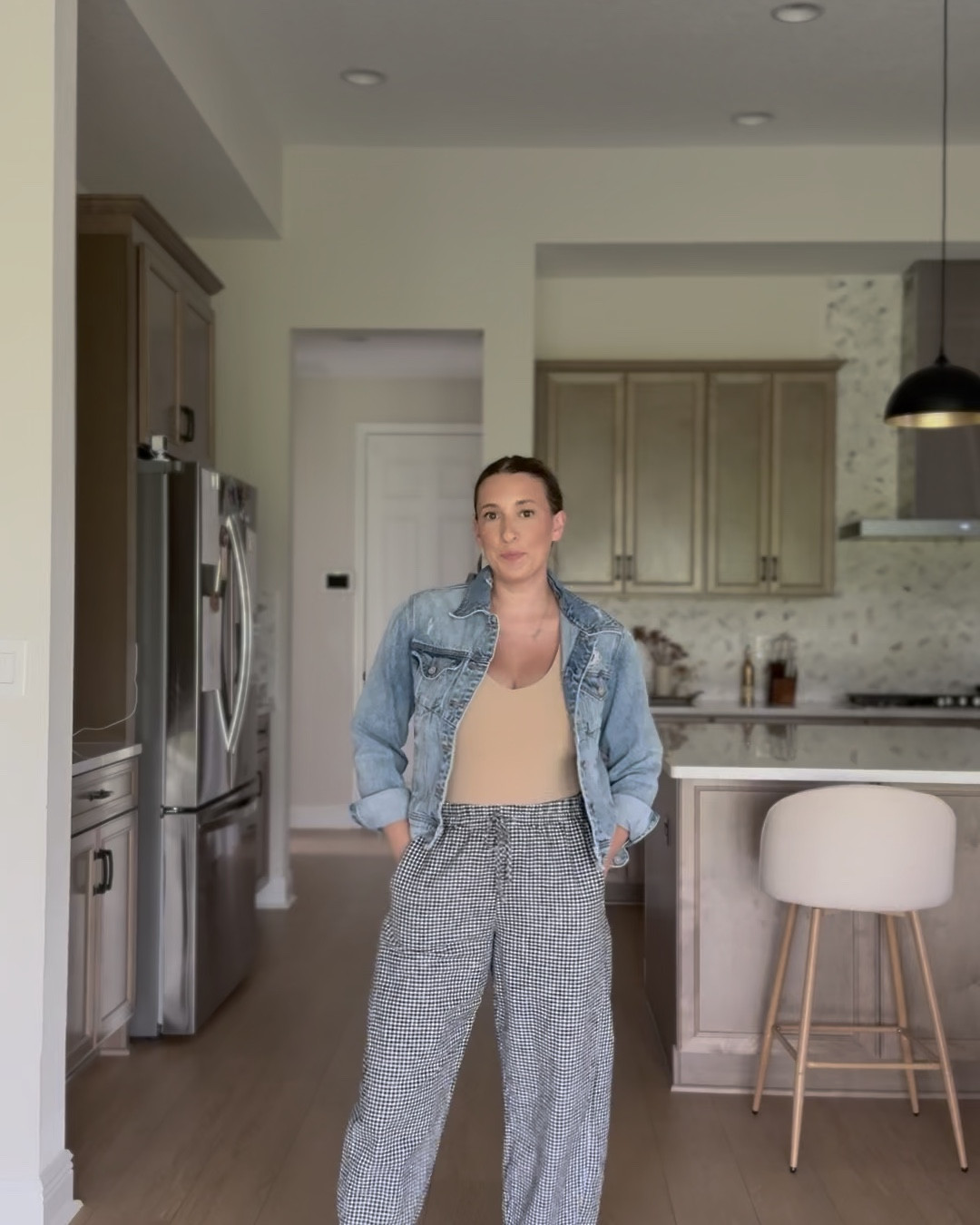 Linen gingham barrel pant worn three ways. These Abercrombie pants are so comfortable and perfect for fall. Keep them casual or dress them up, either way they look amazing! 

#LTKStyleTip
