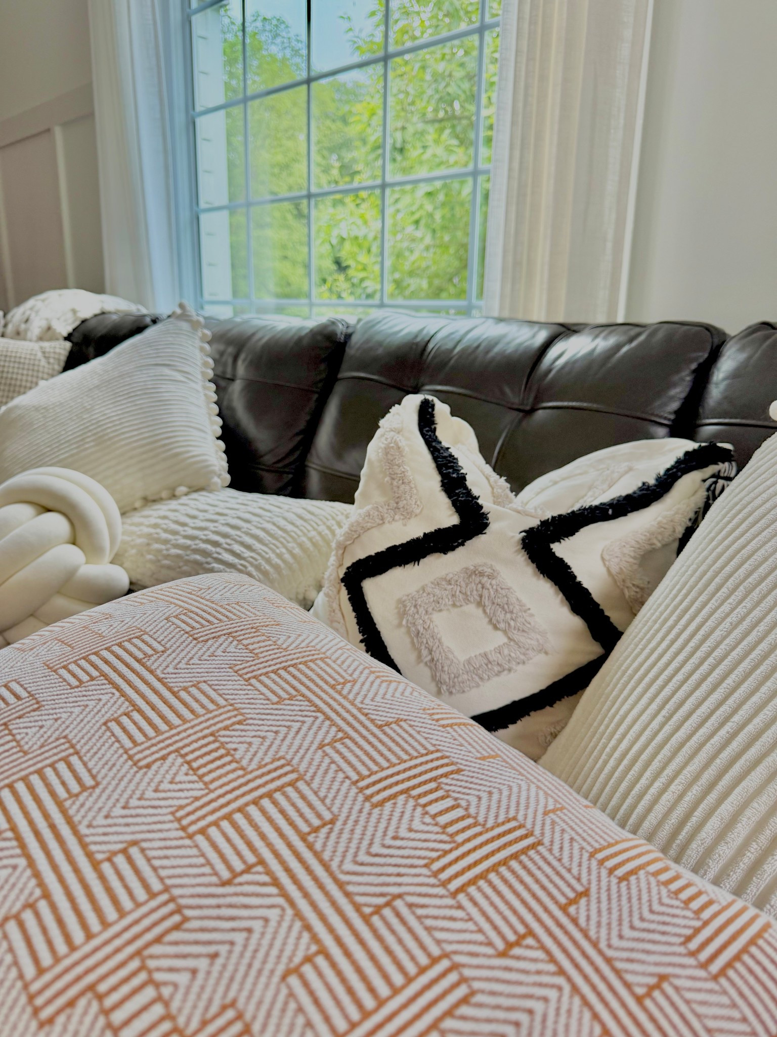 All things PILLOWS! 

#LTKSummerEdit #LTKU #LTKHome