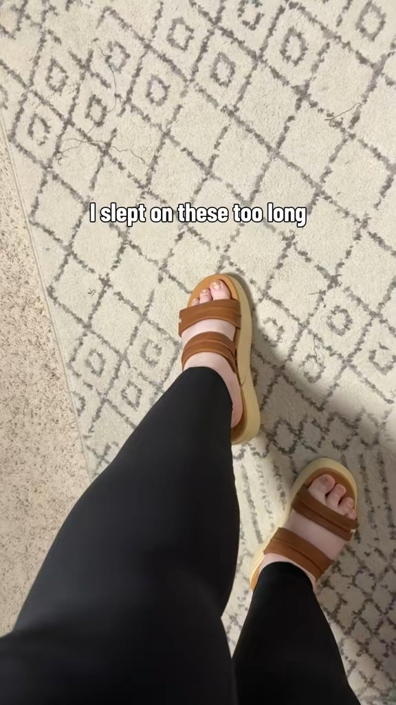 Wide feet girls know how many sandals squeeze across the top.
These are lightweight, cushy, and actually give my feet room.

hey dude slides, comfy platform sandals, wide foot sandals, casual summer slides, comfortable walking sandals
