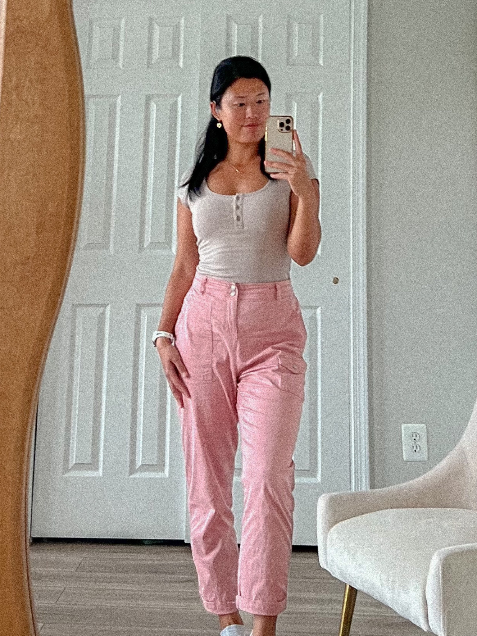 Klassy network short sleeve top, pink cargo joggers, spring summer style

#LTKSeasonal #LTKFind #LTKstyletip