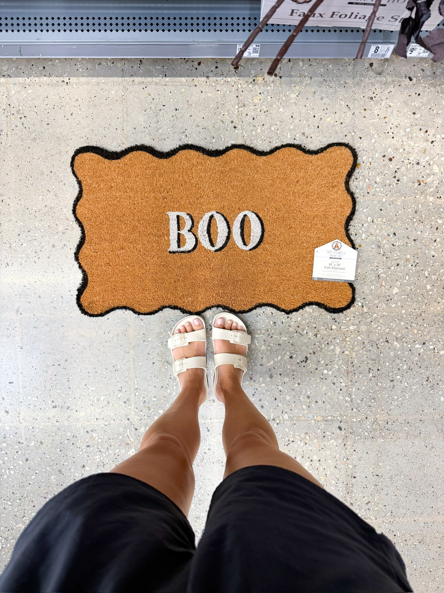 Such a cute Halloween mat for your porch. Simple but such a nice touch with the black scalloped edge.

#LTKdayinmylife #LTKSeasonal #LTKHome
