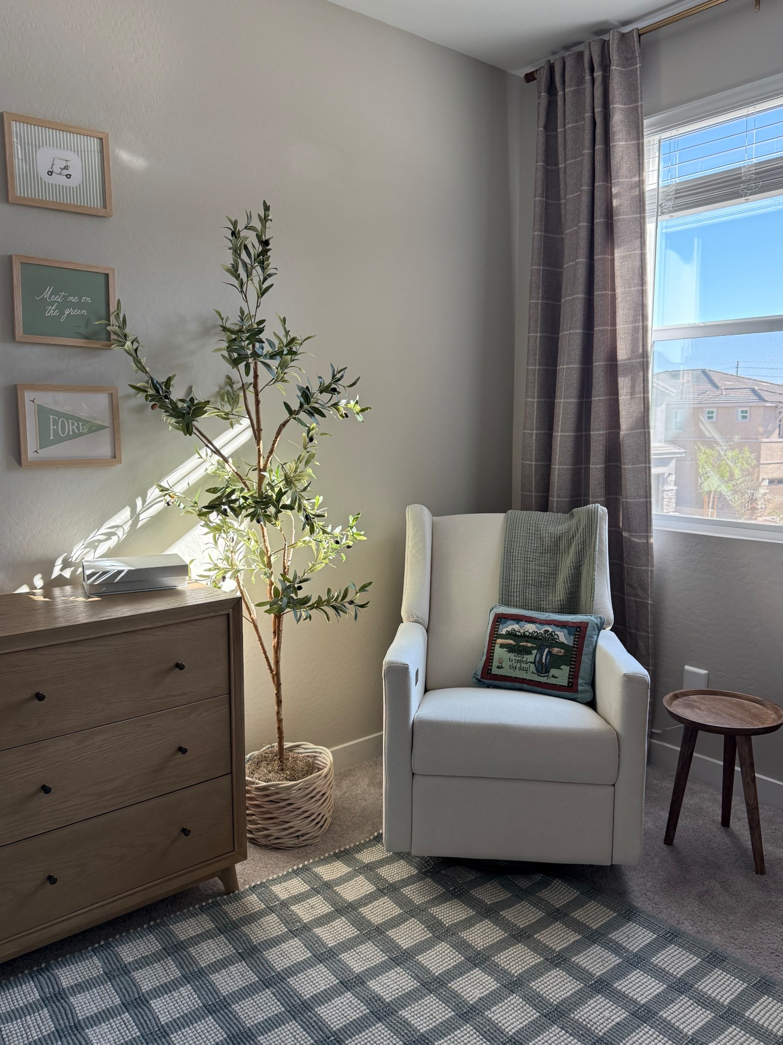 Nursery is coming together! 


#LTKHome #LTKKids #LTKBaby