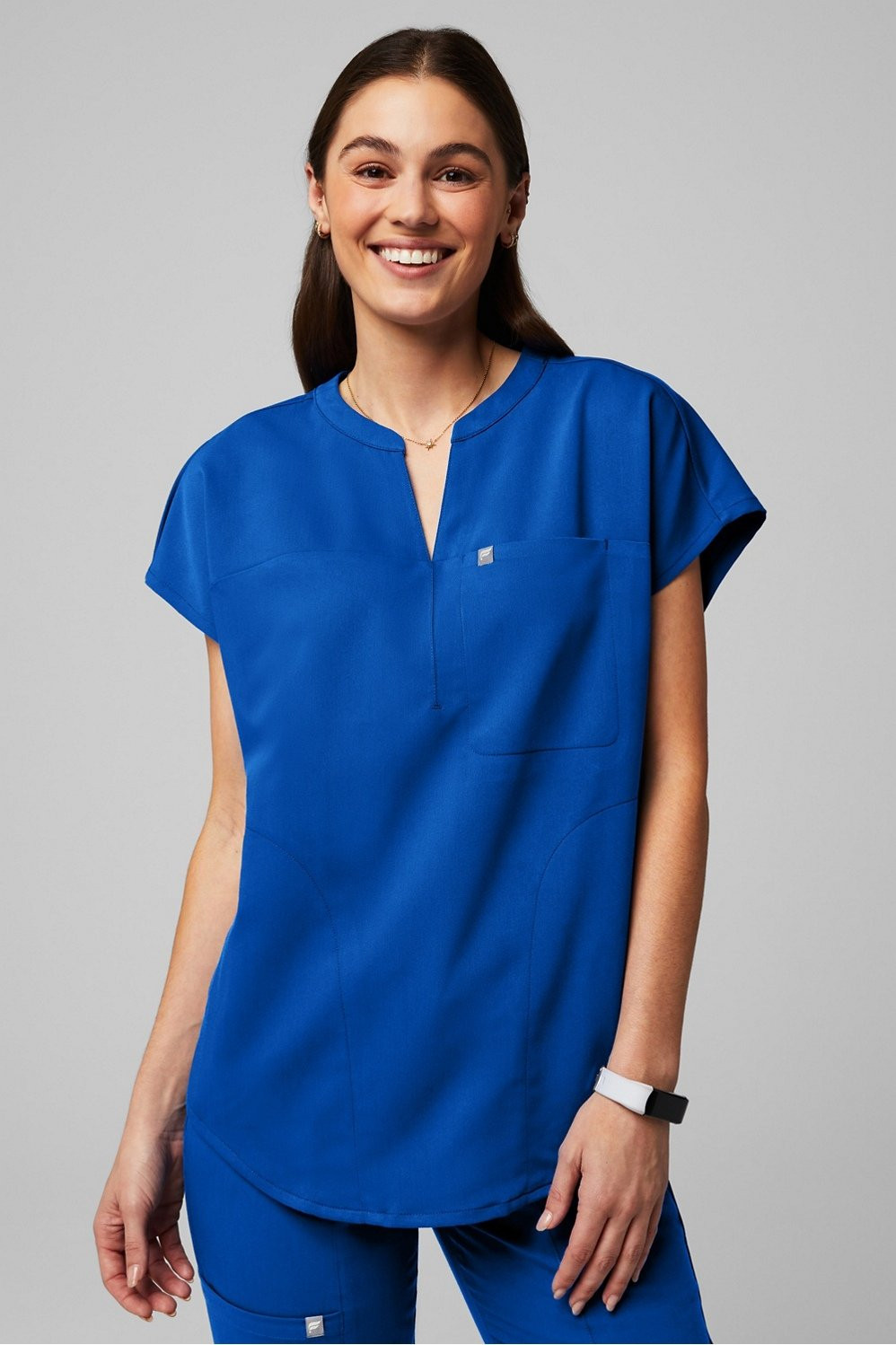 Evolve Oversized Scrub Top | Fabletics
