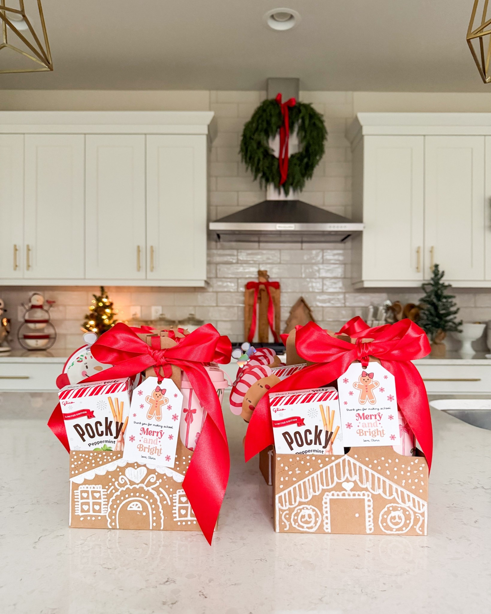 Holiday teacher gifts with gingerbread drink carriers, holiday face masks, Pocky Peppermint, and hand sanitizer!

#LTKHoliday #LTKGiftGuide #LTKSeasonal