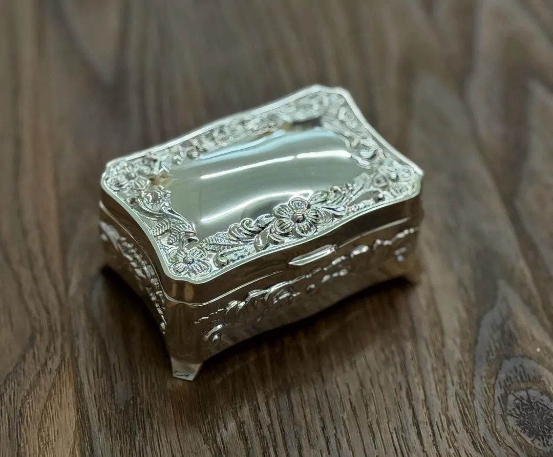 Engraved Wedding Arras Box: Silver Heart Design With 13 Coins 3.5"w / 4.5"w - Etsy | Etsy (US)