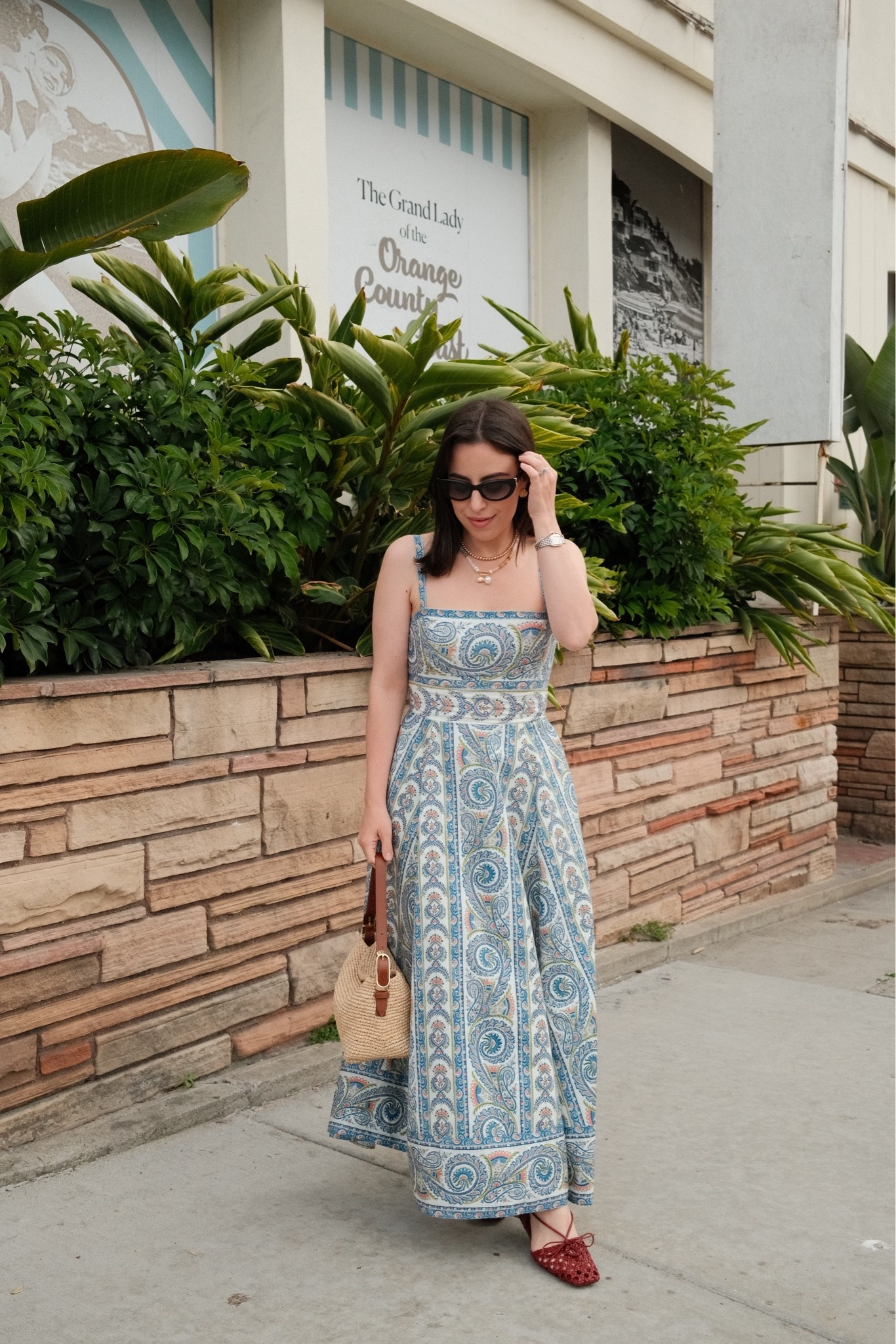Most beautiful midi dress! Comes in a lot of other prints, also linked my straw bag and flats