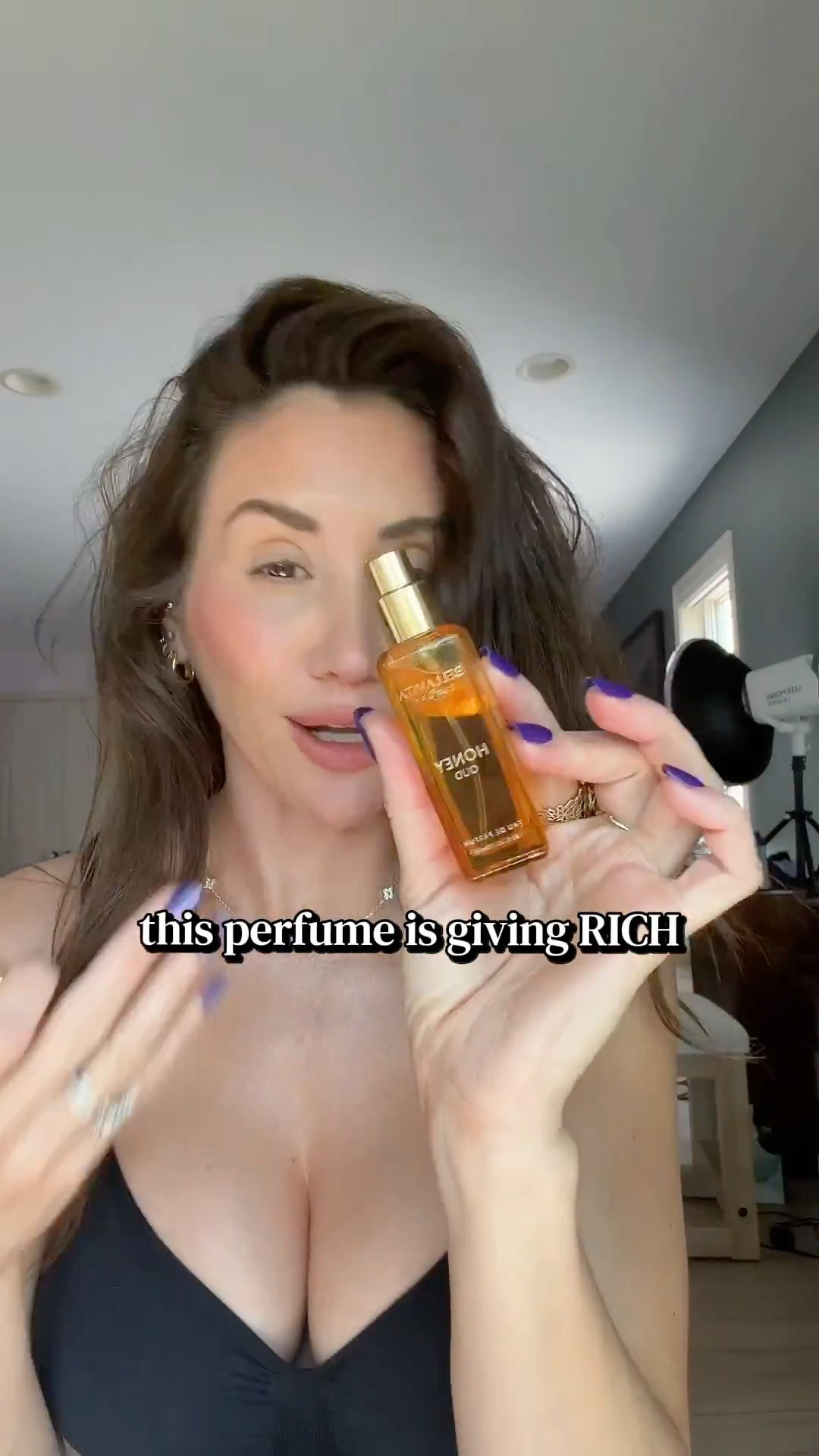 the most luxurious smelling affordable oud perfume available in travel size full size or as part of a 4 piece bestselling discovery set — honey warm amber vanilla and oud that smells rich warm and completely expensive from the first spray to the last. the kind of scent that makes people stop and ask what you are wearing.
#bellavita #perfume #fragrance #fragrancelovers #oudperfume

bella vita luxury honey oud eau de parfum
affordable oud perfume that smells like a luxury fragrance available in travel size and full size, honey oud perfume with warm amber vanilla and bergamot that lasts all day, bella vita honey oud review travel size full size and discovery set options, best affordable oud perfume that smells expensive for women and men 2026, luxury smelling oud perfume available in travel size or 4 piece discovery set 

 #LTKBeauty