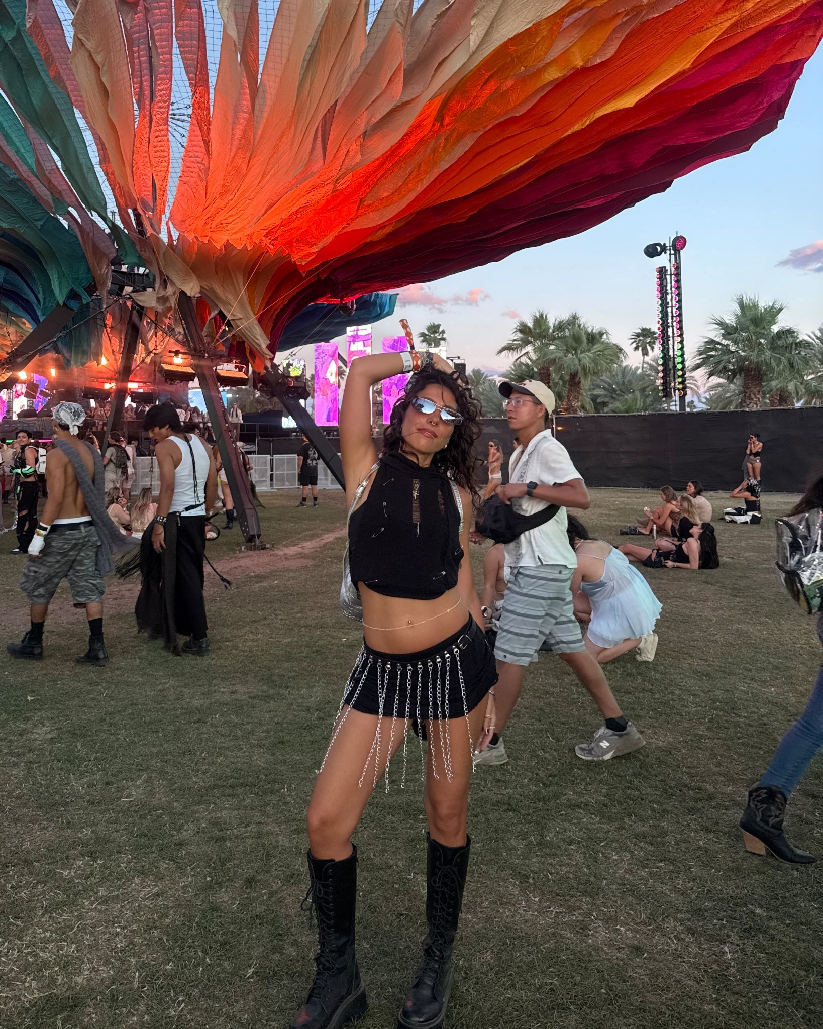 coachella day 1 festival outfit 🖤🪩

#LTKootd #LTKFestival