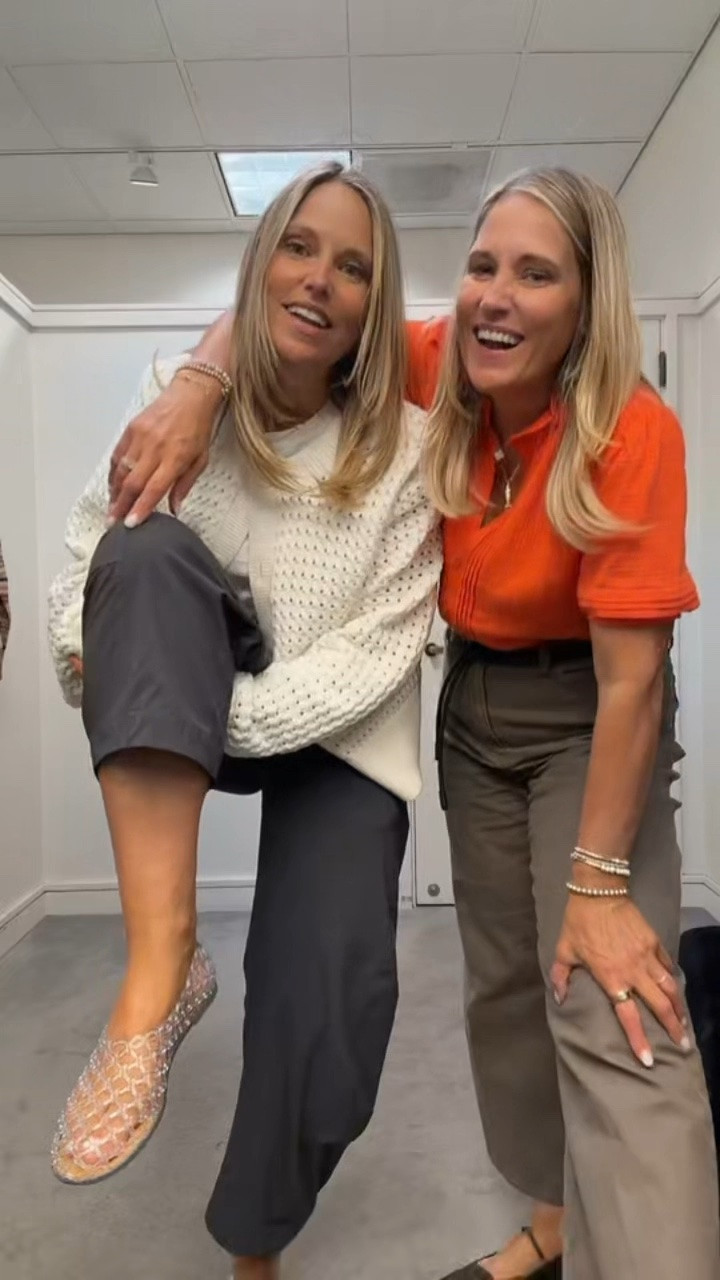 Live from the WHAT?????

Oh yeah! Dressing room! Anyone else can't remember simple words bc of menopause? Uggg! Anyway, lots of great finds ill remember because I linked them below! 😂😂😂

#LTKootd #LTKdayinmylife #LTKSaleAlert