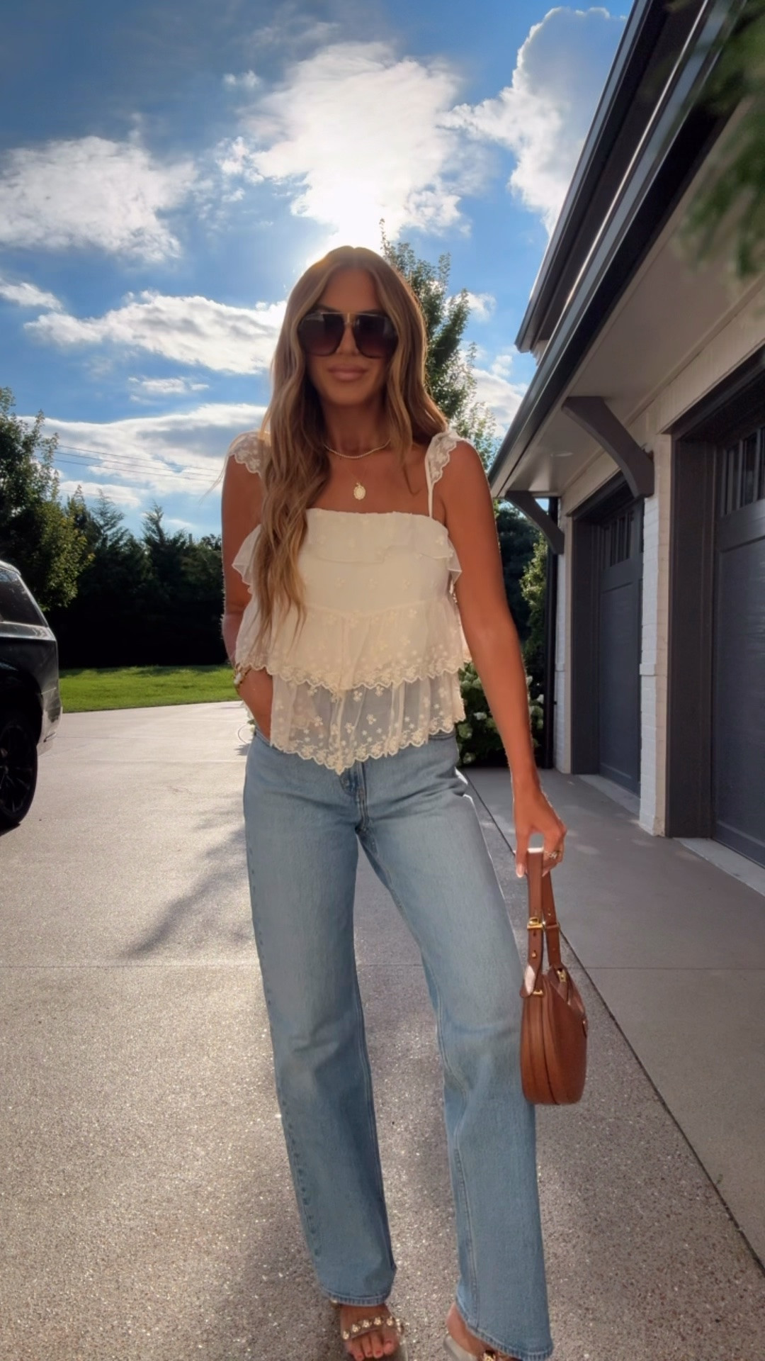 Sz small tank and 27 regular denim

#LTKgrwm #LTKdayinmylife #LTKootd