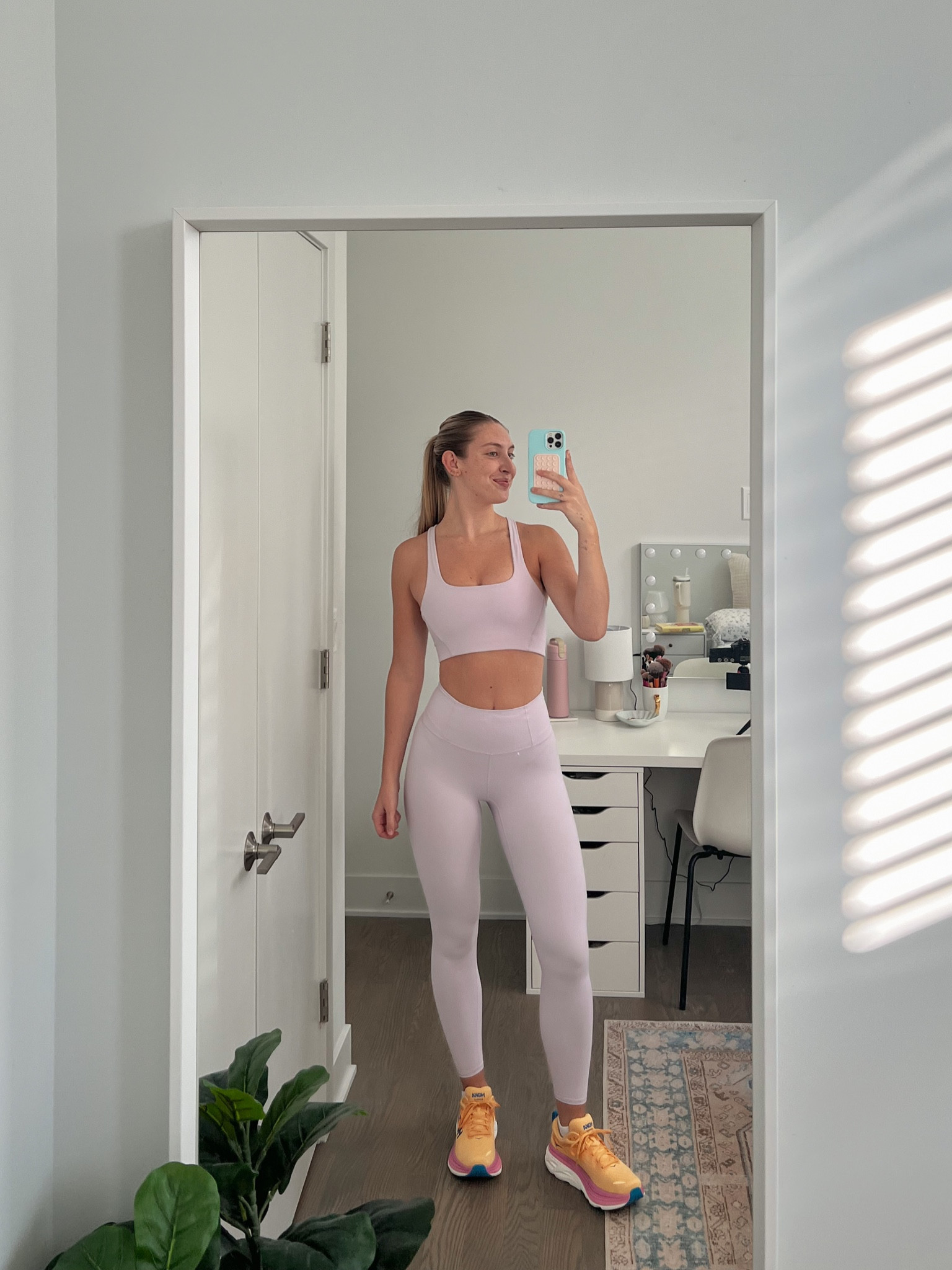 Workout set of the day 💜

top: small
bottom: xs/s