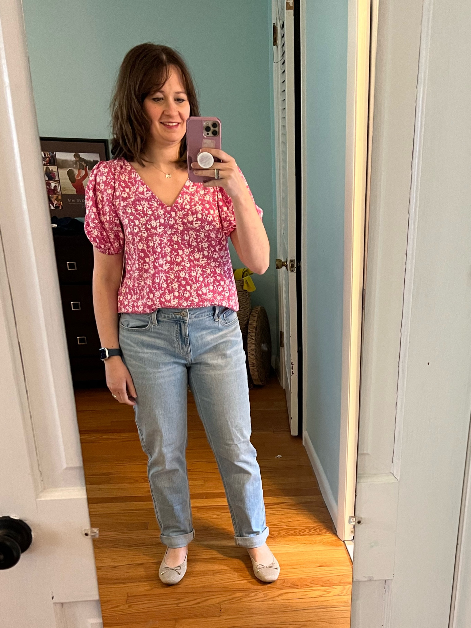 Lauren Conrad puff sleeve blouse. Colors are beautiful for cool summer. Fit is better for bottom curvy or apple shapes to add balance. 

#hocsummer #coolsummer #lightsummer #truesummer #softsummer #pastelsummer #darksummer #brownsummer #sweetpeasummer #summerpalette #summerfinds

#LTKworkwear #LTKsalealert #LTKfindsunder50