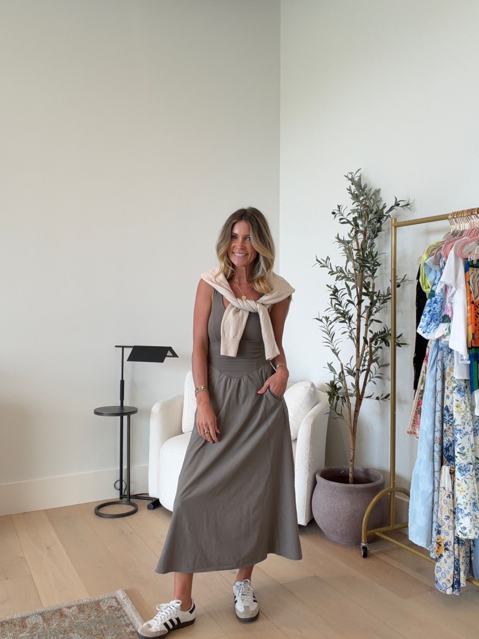 What’s better than a $25 dress? One that doesn’t need a bra or any fluff! So easy and perfect for summer! Grab 2 colors XS-XXXL before they sell out!

#LTKPetite #LTKOver40 #LTKootd