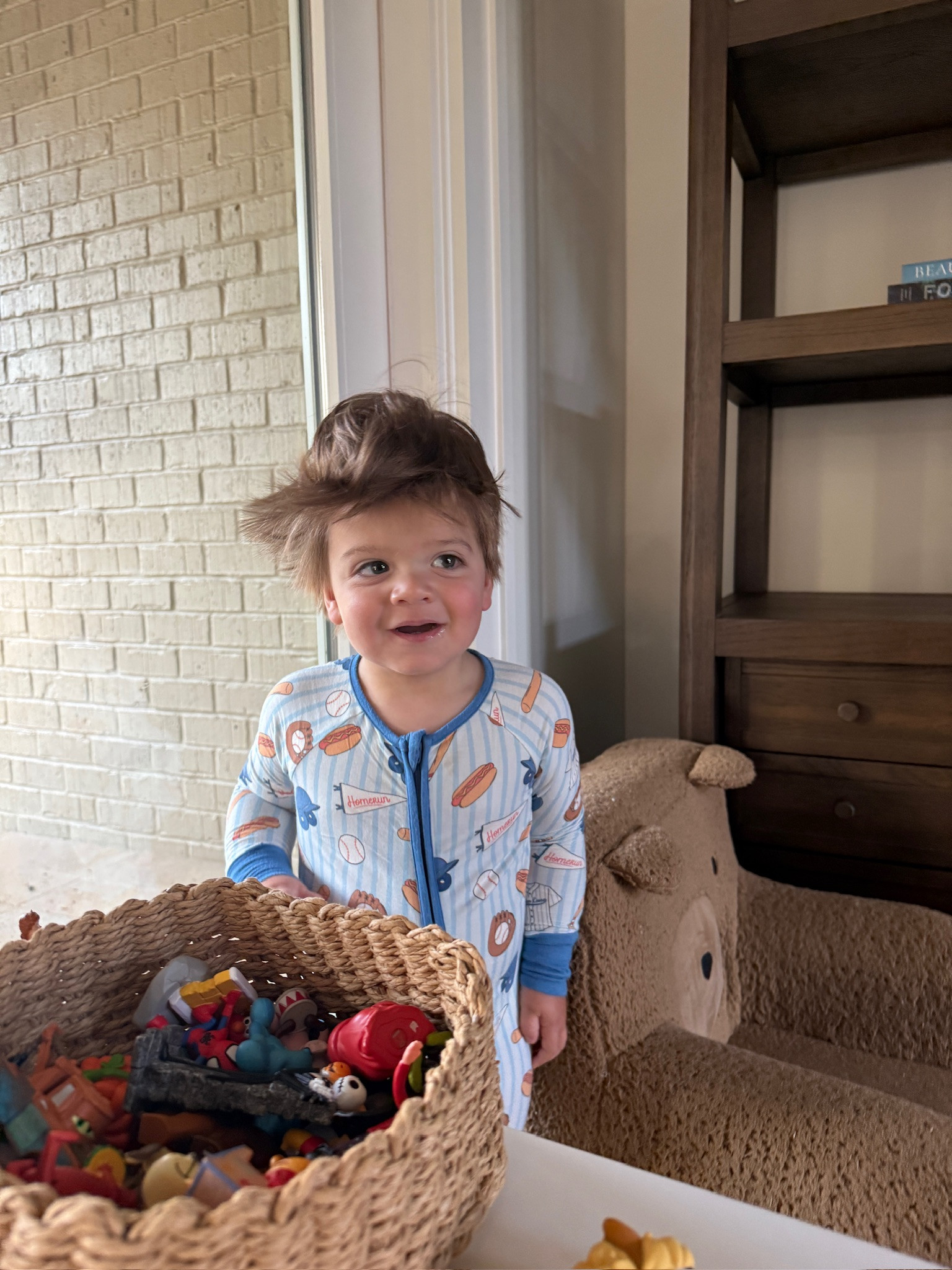 Coopy’s bed head is unreal

Pottery barn, Caden lane, Caden lane pjs, kids zippys, zippy pjs, Caden lane kids, Grace white

#LTKmomlife #LTKBaby #LTKKids