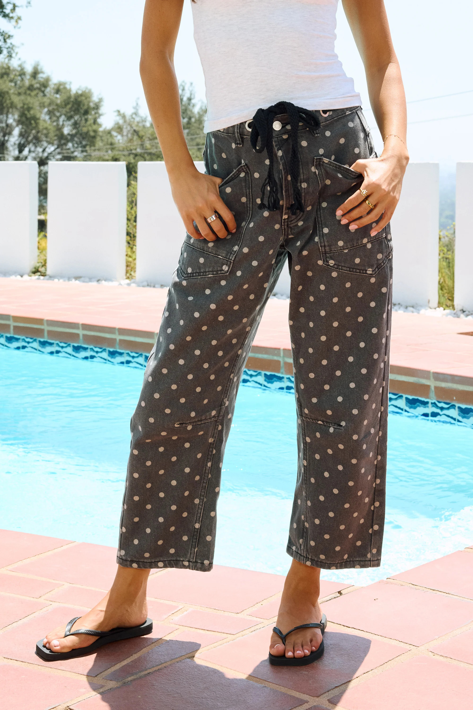 Priya Polka Dot Barrel Jeans in Grey | Böhme US